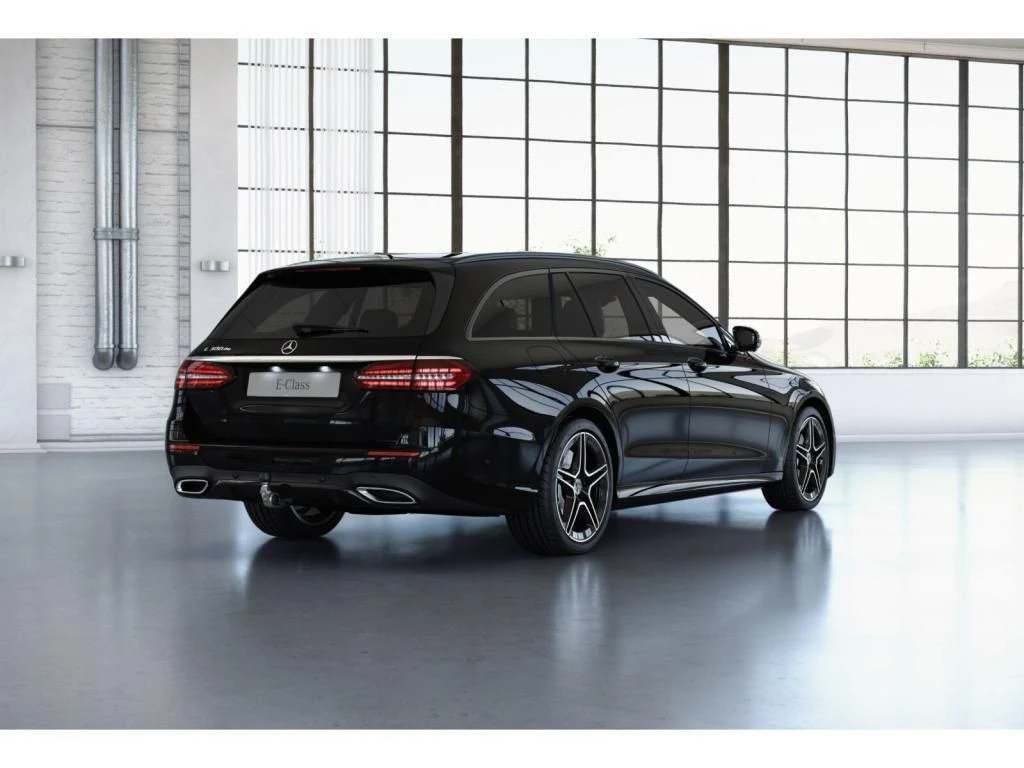 Mercedes-Benz-E-Klasse 300-image-3