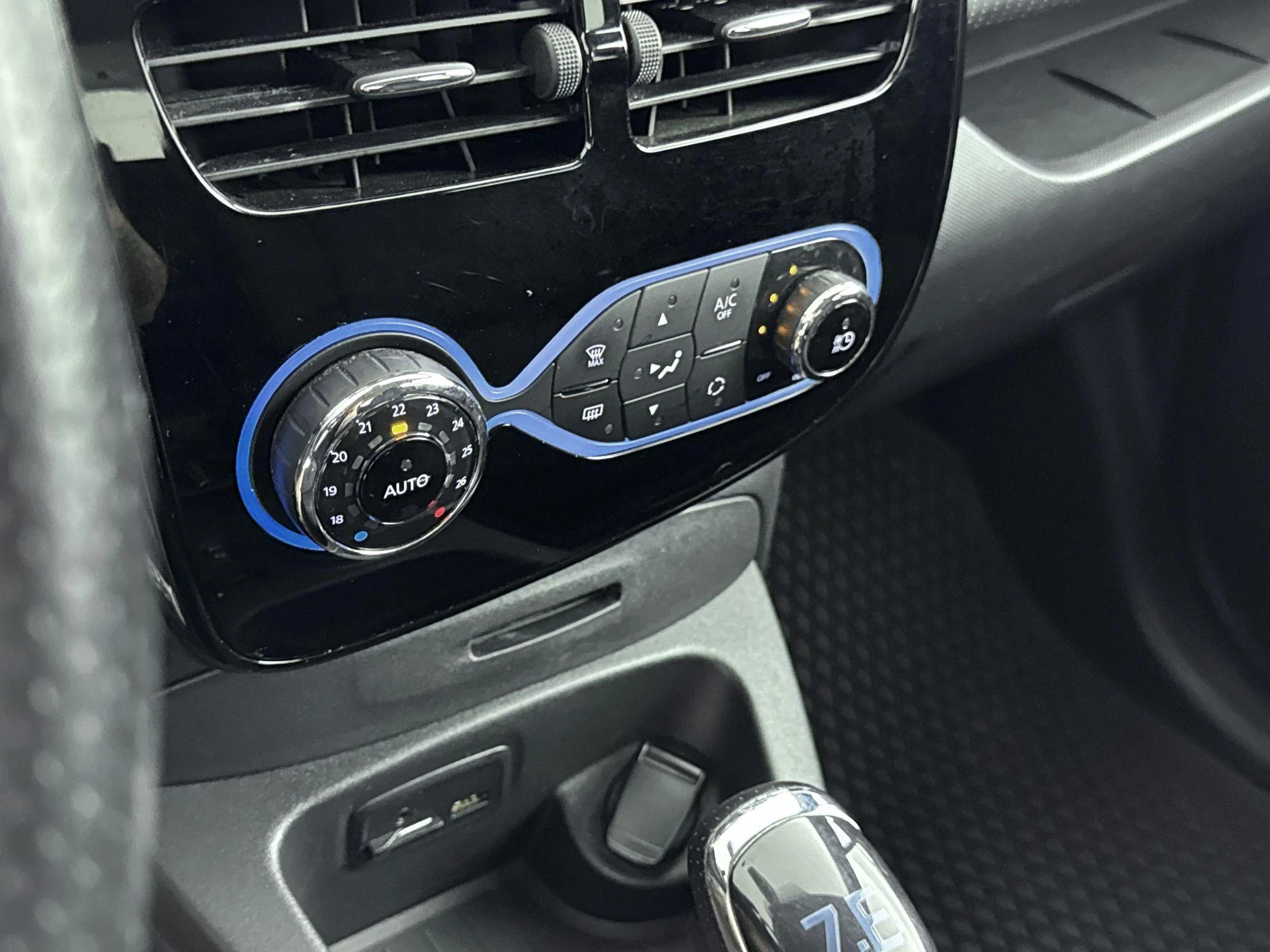Renault-ZOE-image-14