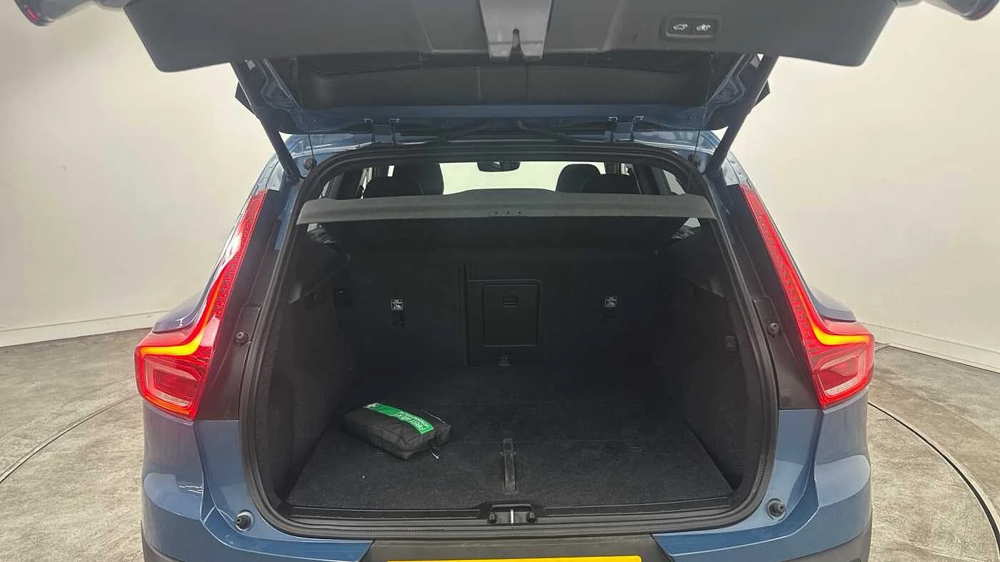 Volvo-XC40-image-14