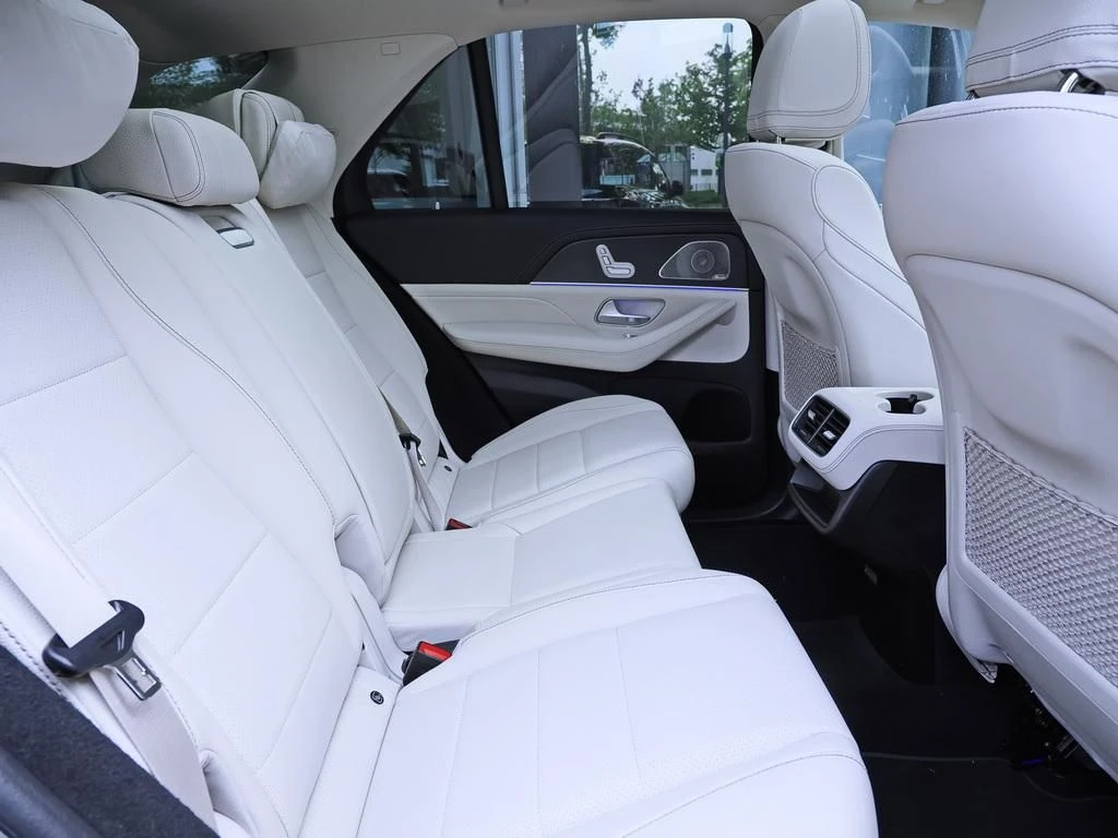 Mercedes-Benz-GLE 350 de-image-14
