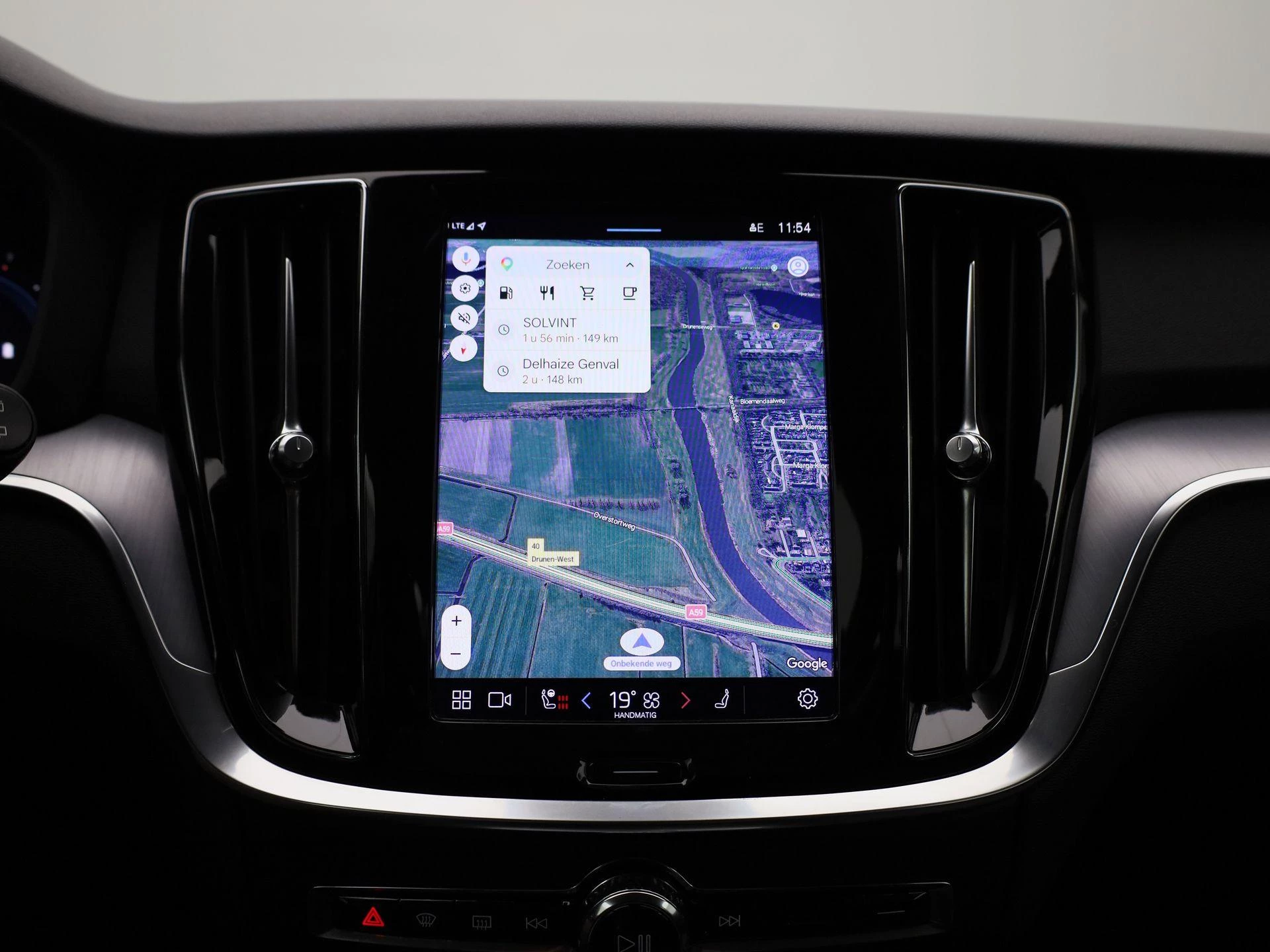 Volvo-V60-image-21
