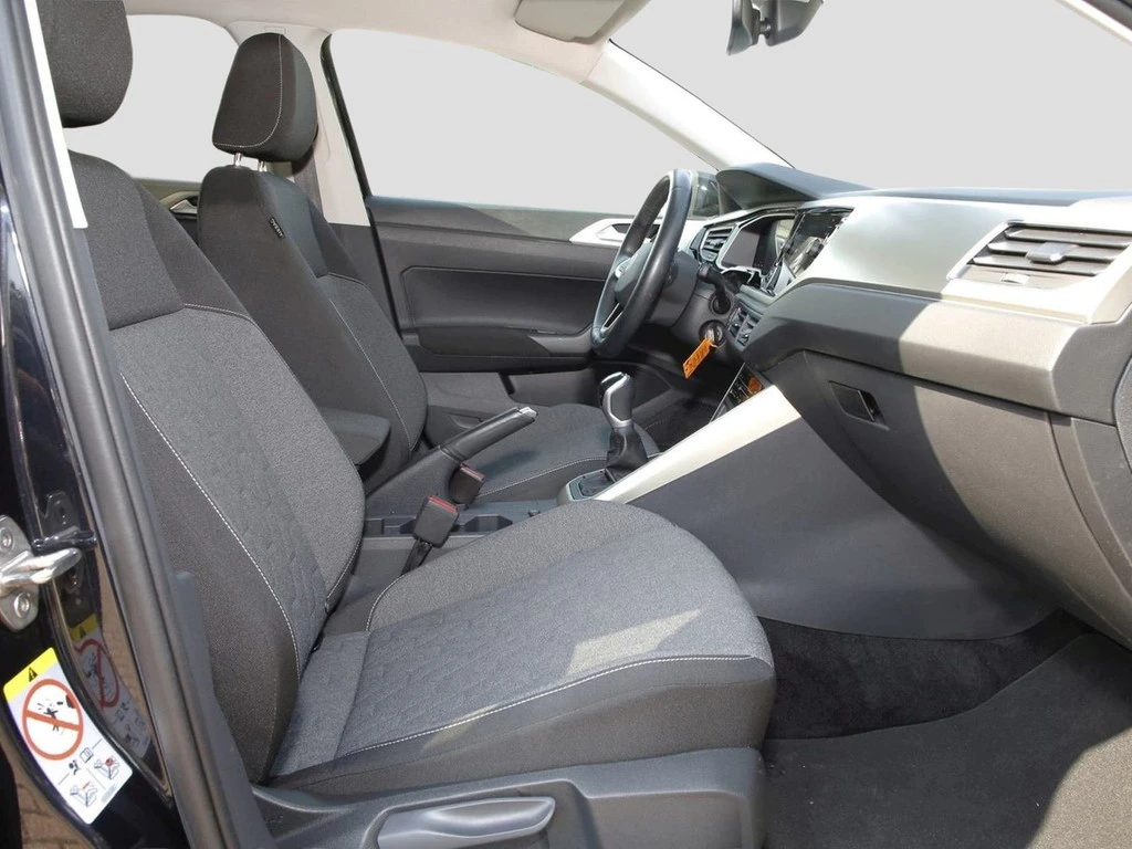 Volkswagen-Taigo-image-7