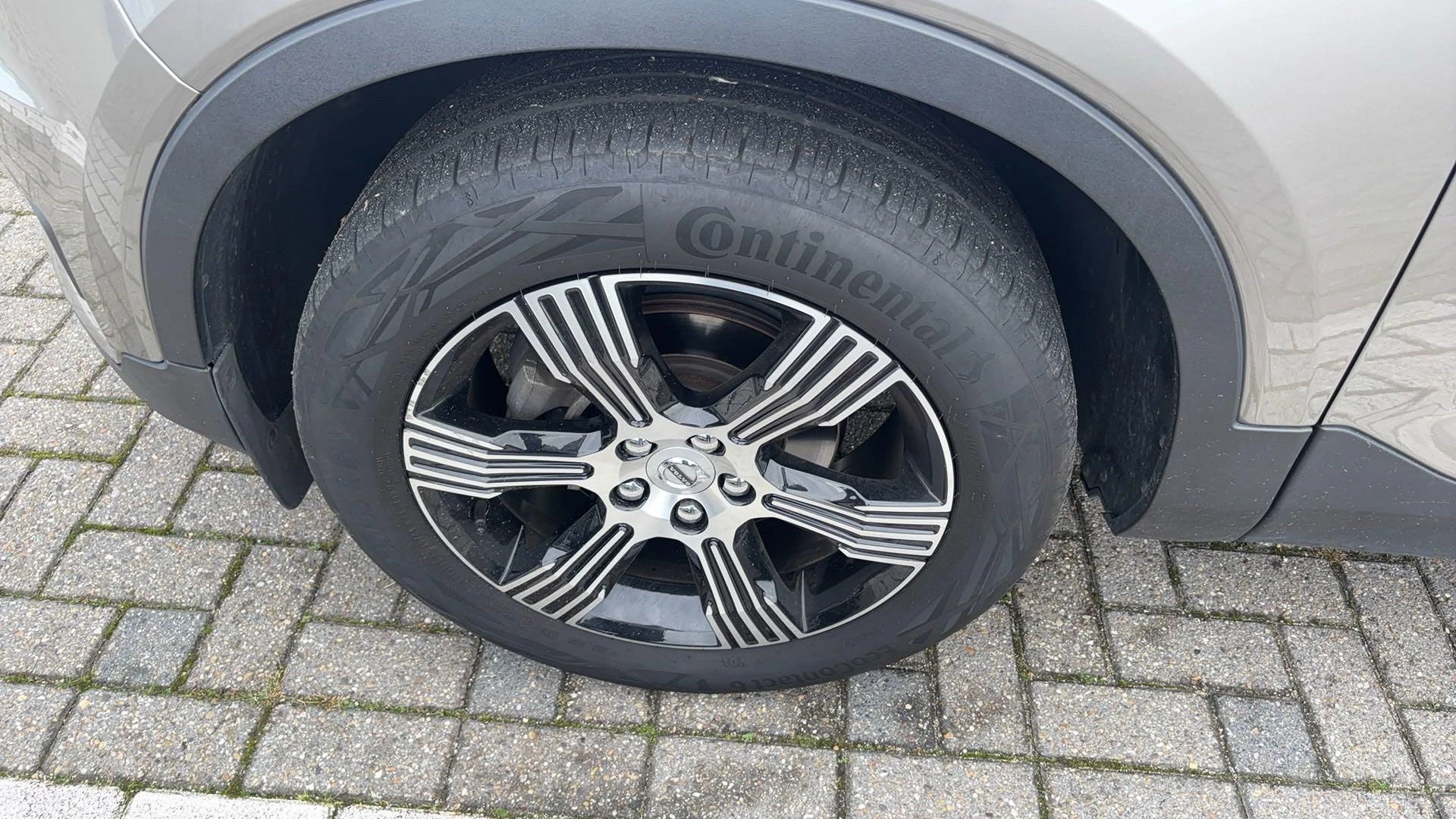 Volvo-XC40-image-19