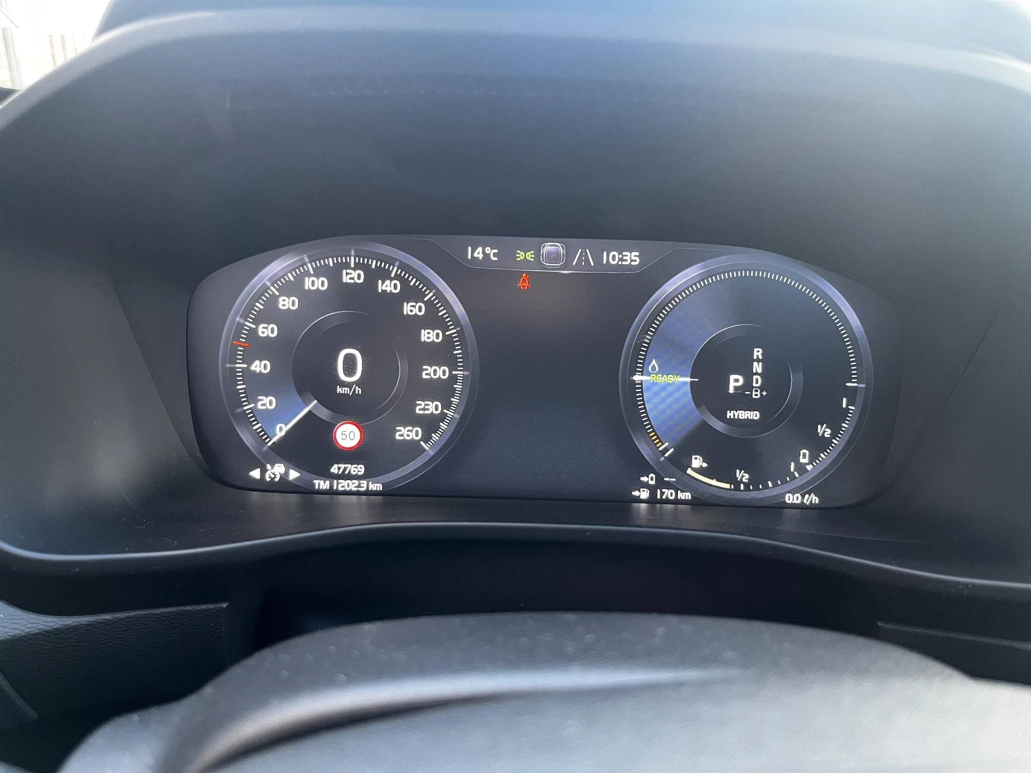 Volvo-XC40-image-9
