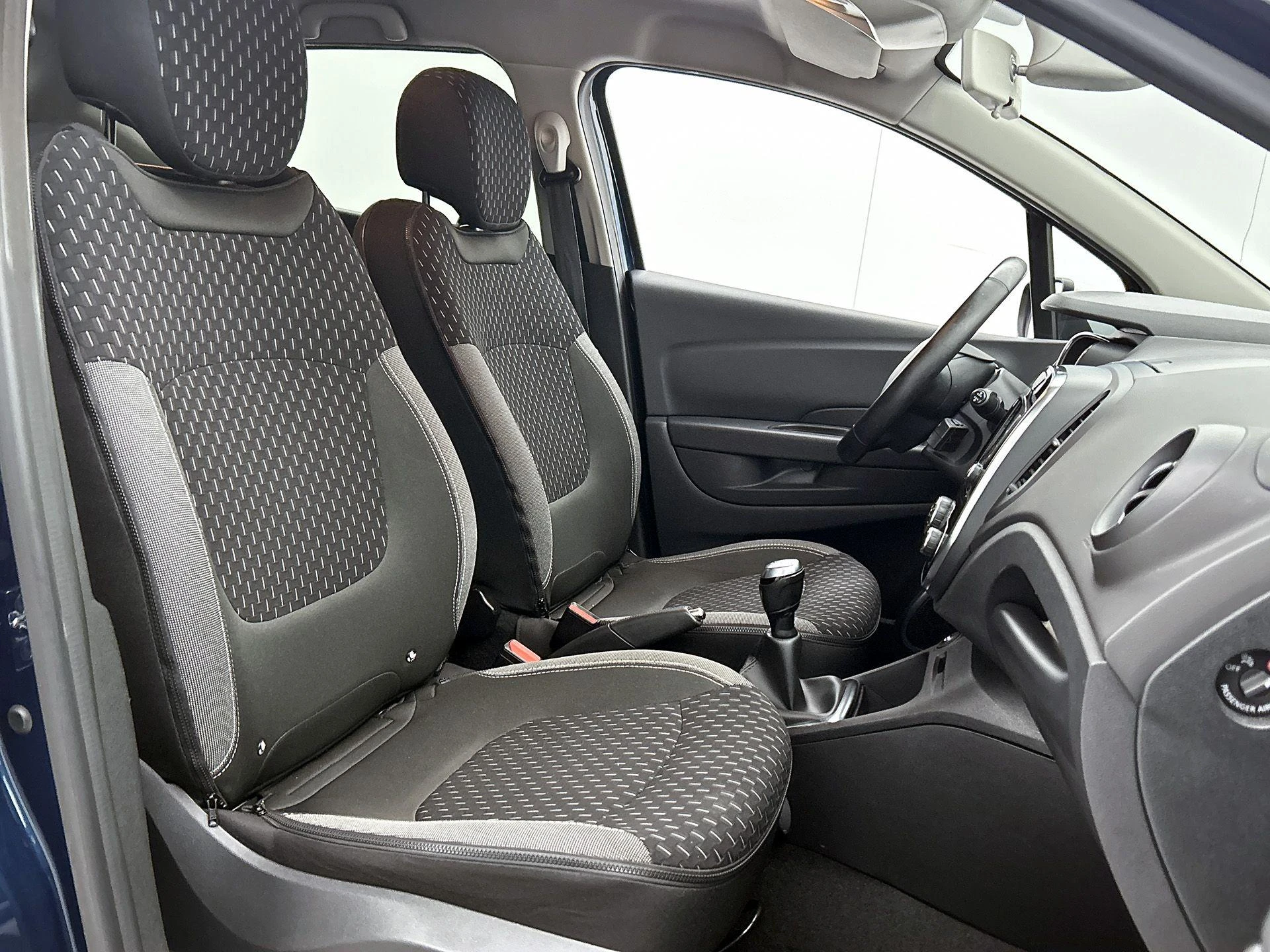 Renault-Captur-image-33