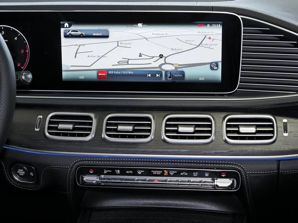 Mercedes-Benz-GLE 450 d-image-11