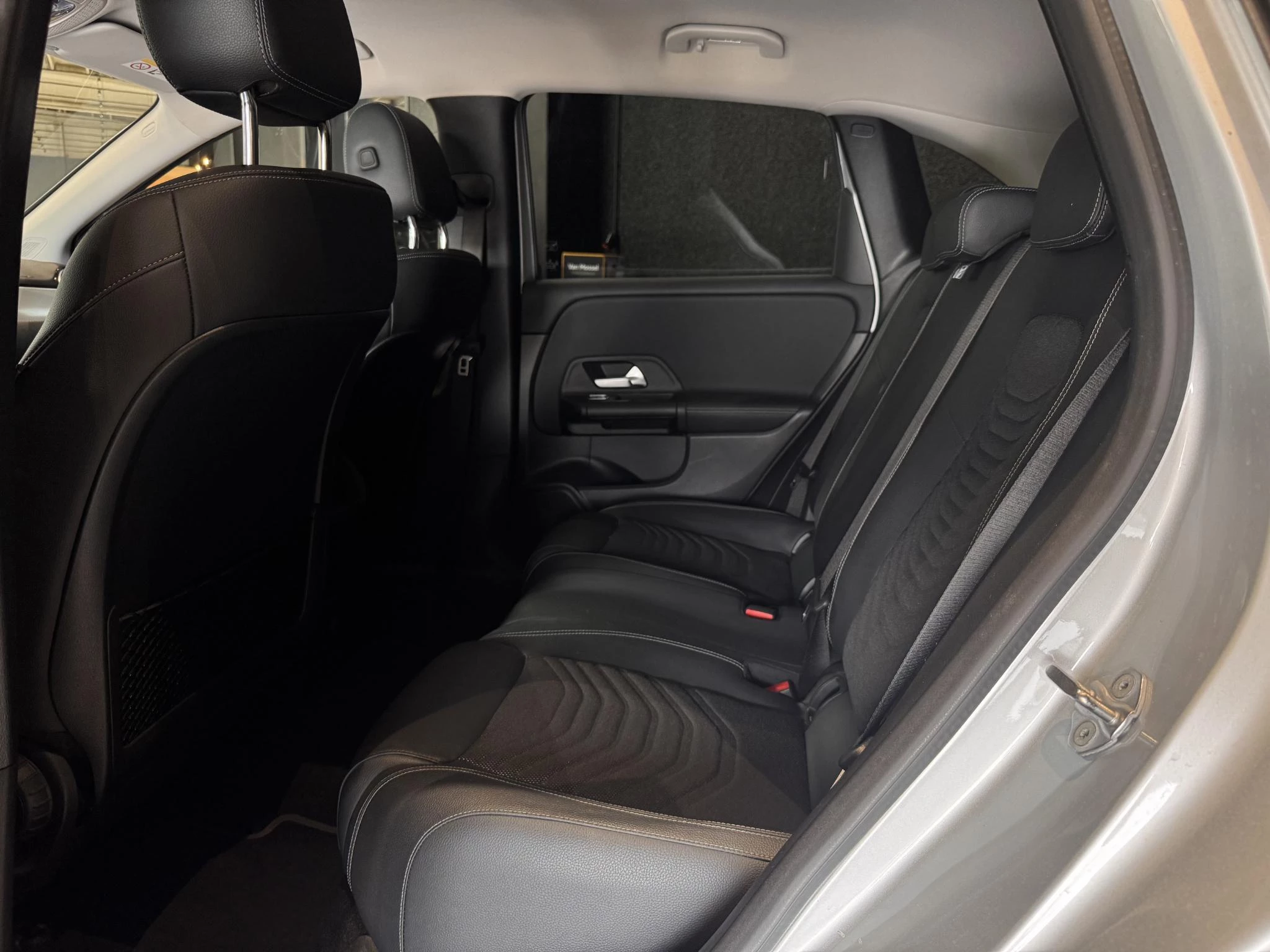 Mercedes-Benz B-Klasse B 180 Business Line