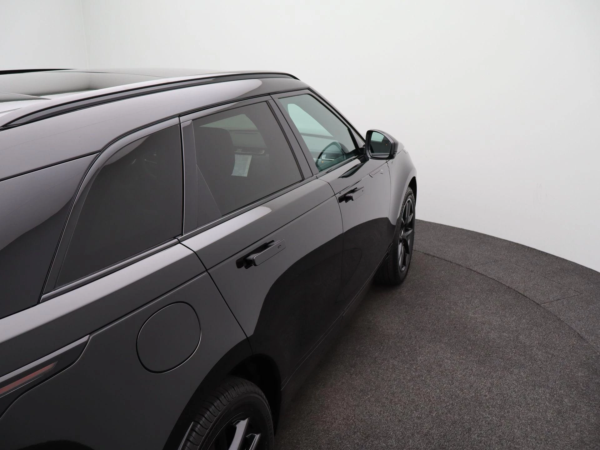 Land Rover Range Rover Velar 2.0 P400e AWD Dynamic SE PHEV
