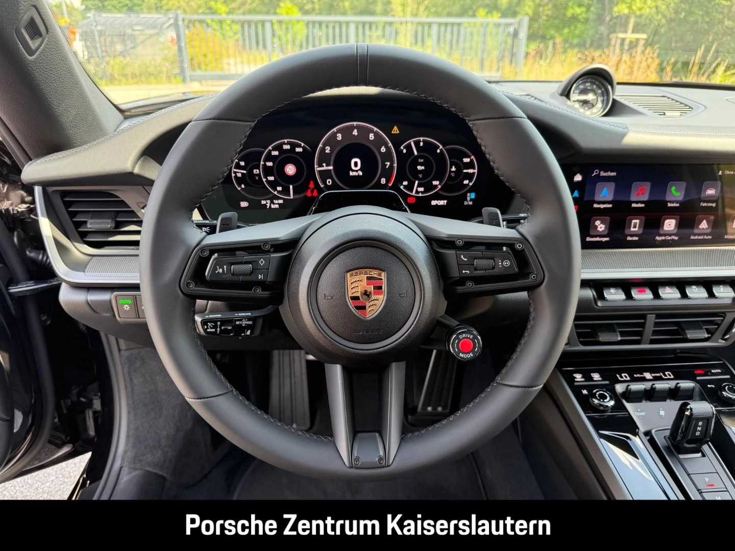 Porsche 911 992 Carrera Cabrio Liftsystem-VA Sportabgas carrera