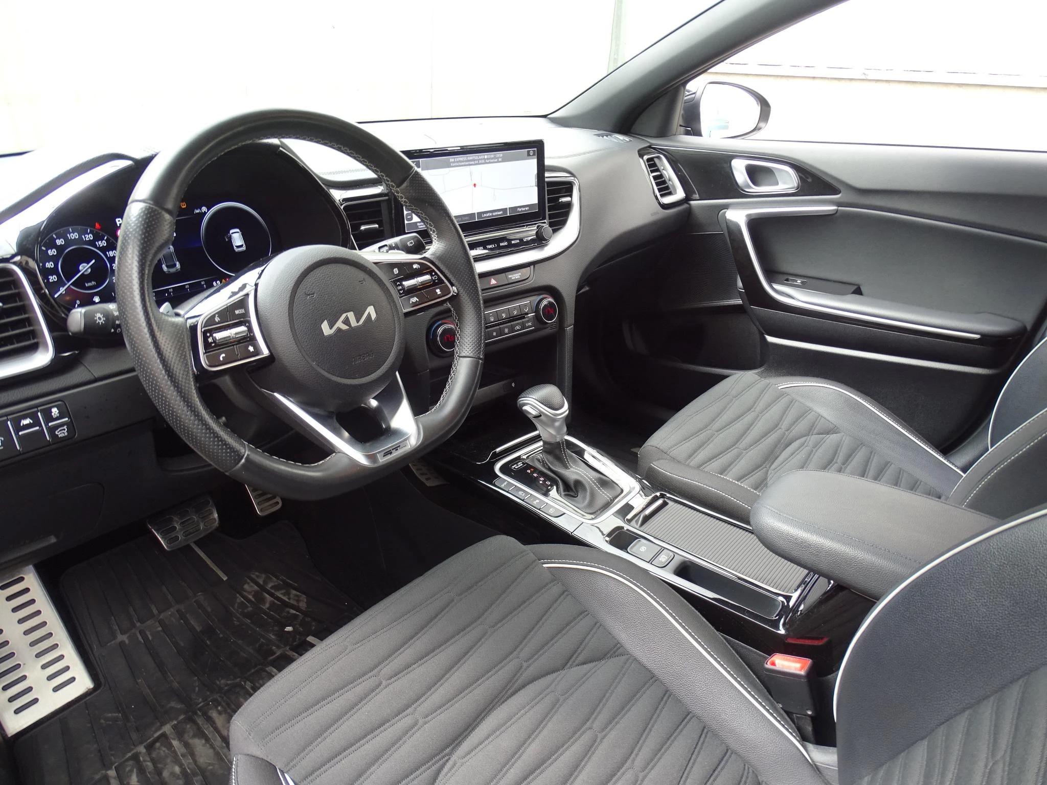 Kia-cee'd-image-11