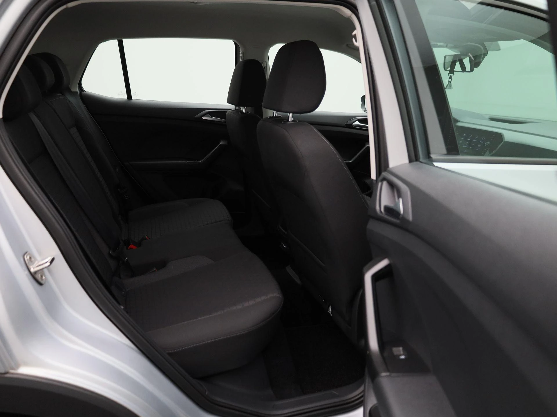 Volkswagen-T-Cross-image-29