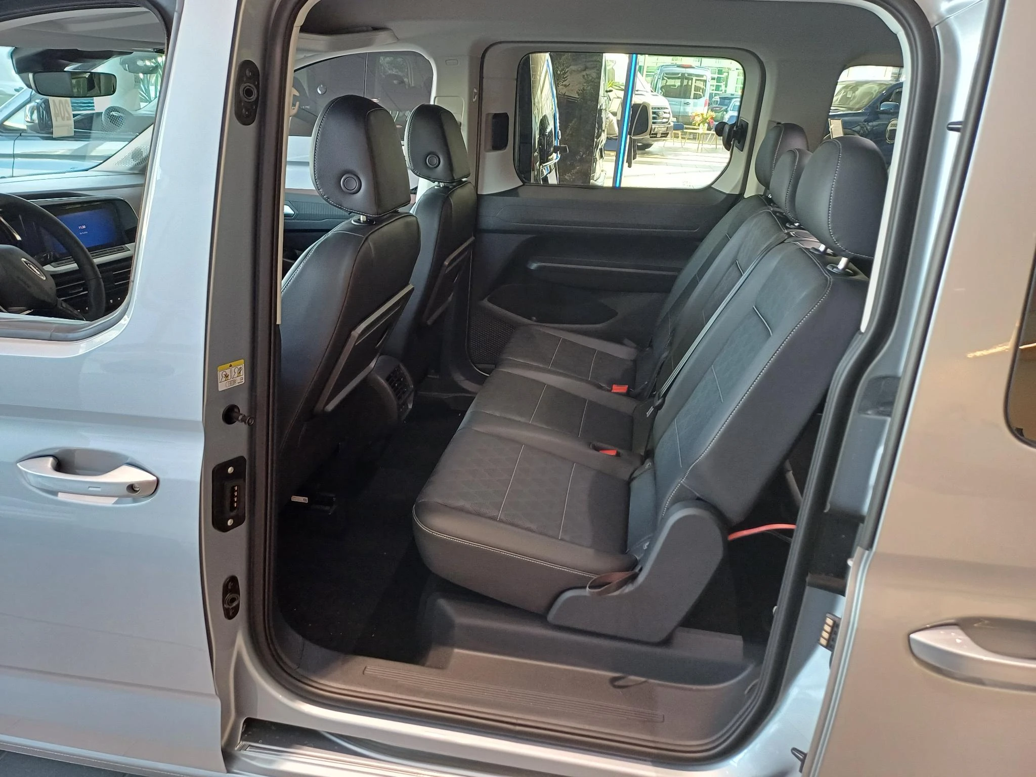 Ford-Tourneo Connect-image-4
