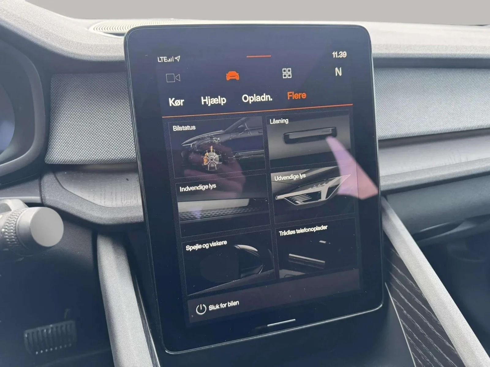 Polestar-2-image-19