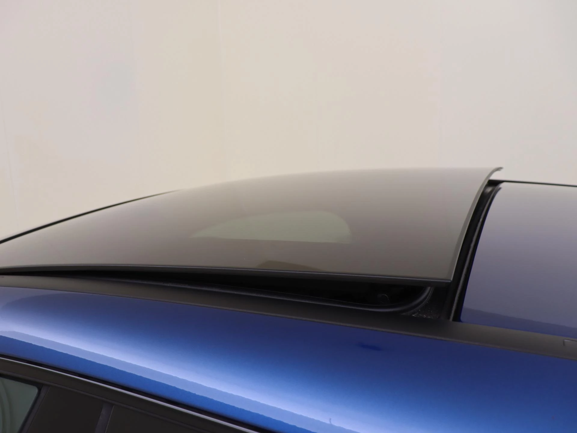 Mercedes-Benz-CLA-image-32