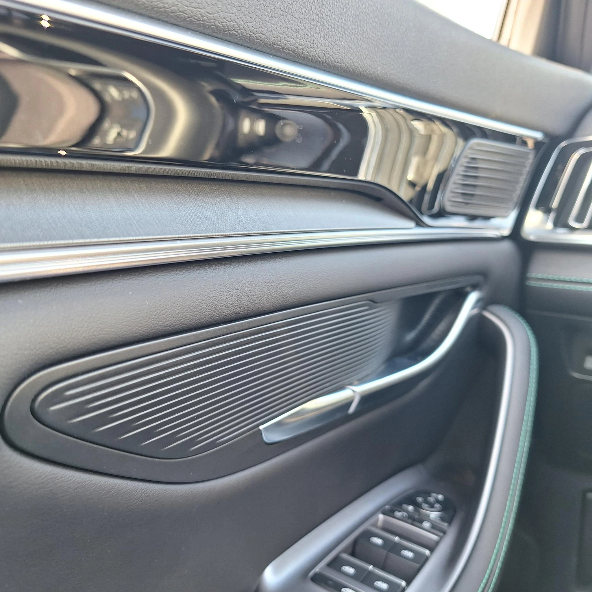 BYD-SEAL U-image-25