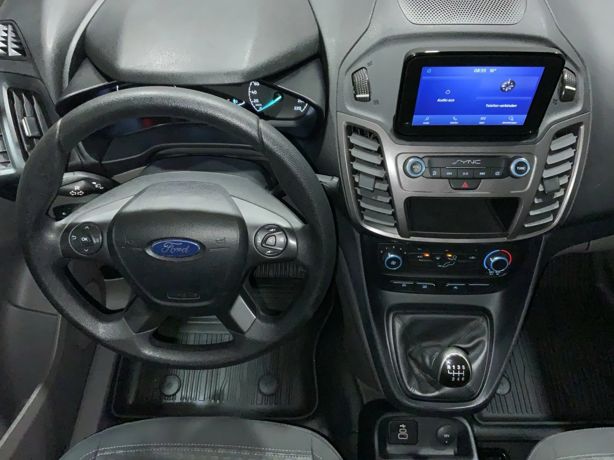 Ford-Transit Connect-image-10