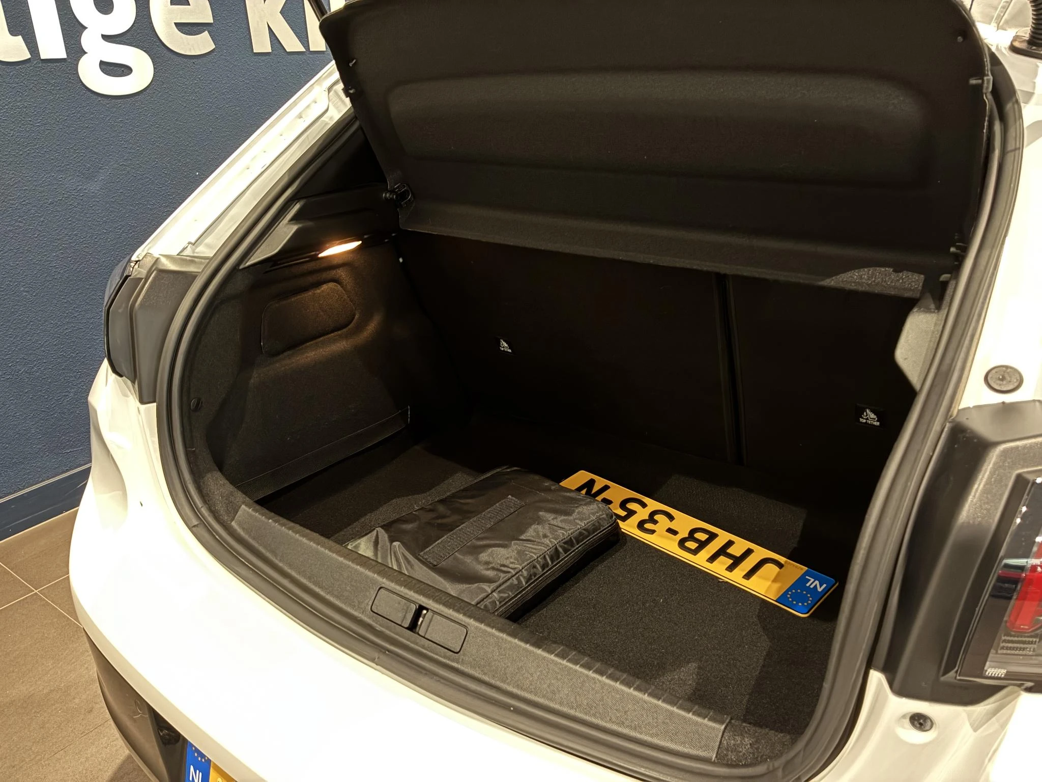 Peugeot-208-image-5