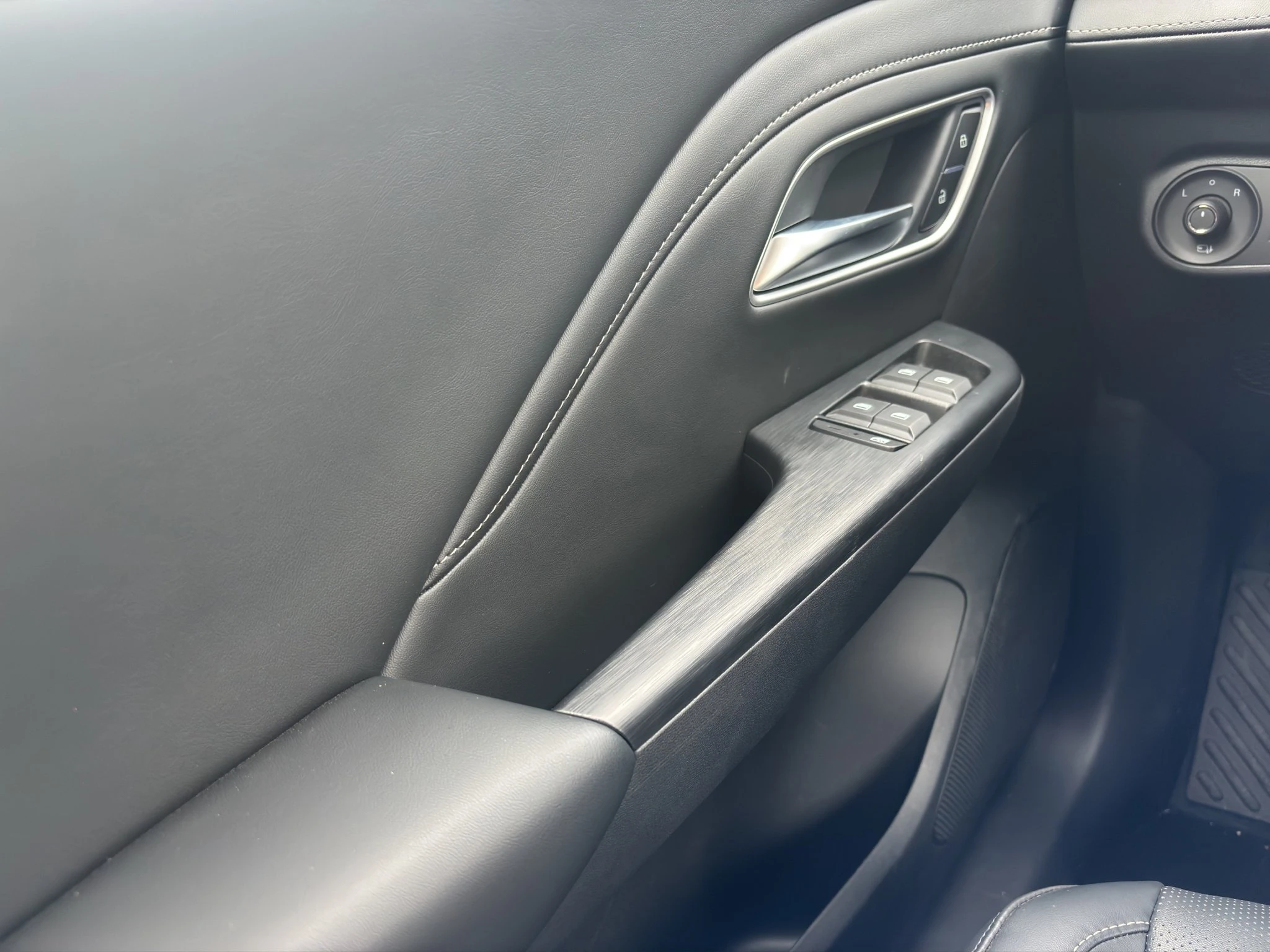 MG-ZS-image-14