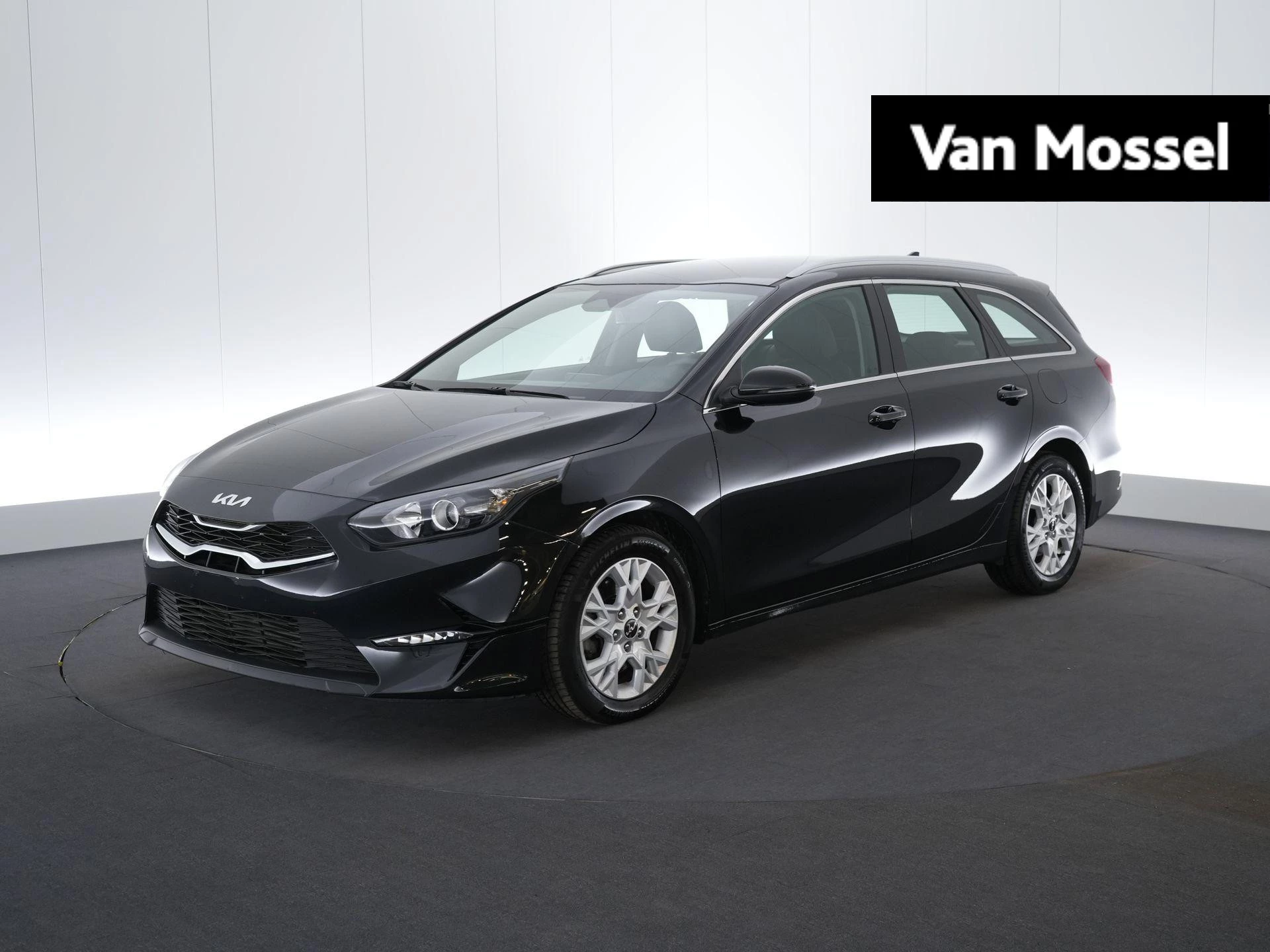 Kia-Ceed Sportswagon-image-0