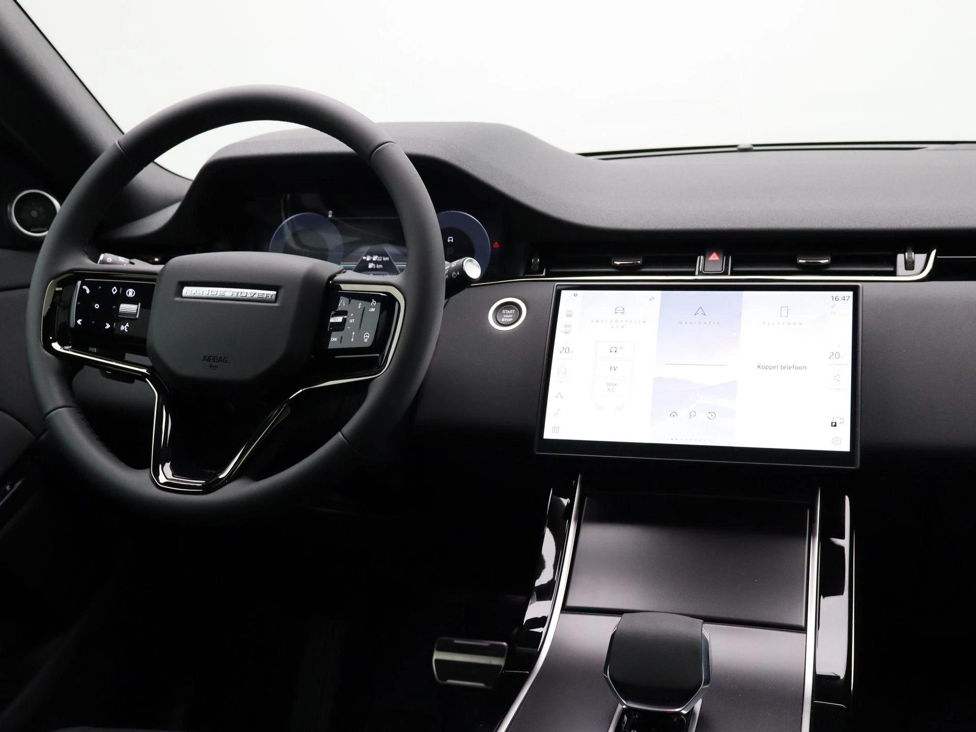 Land Rover-Range Rover Evoque-image-35