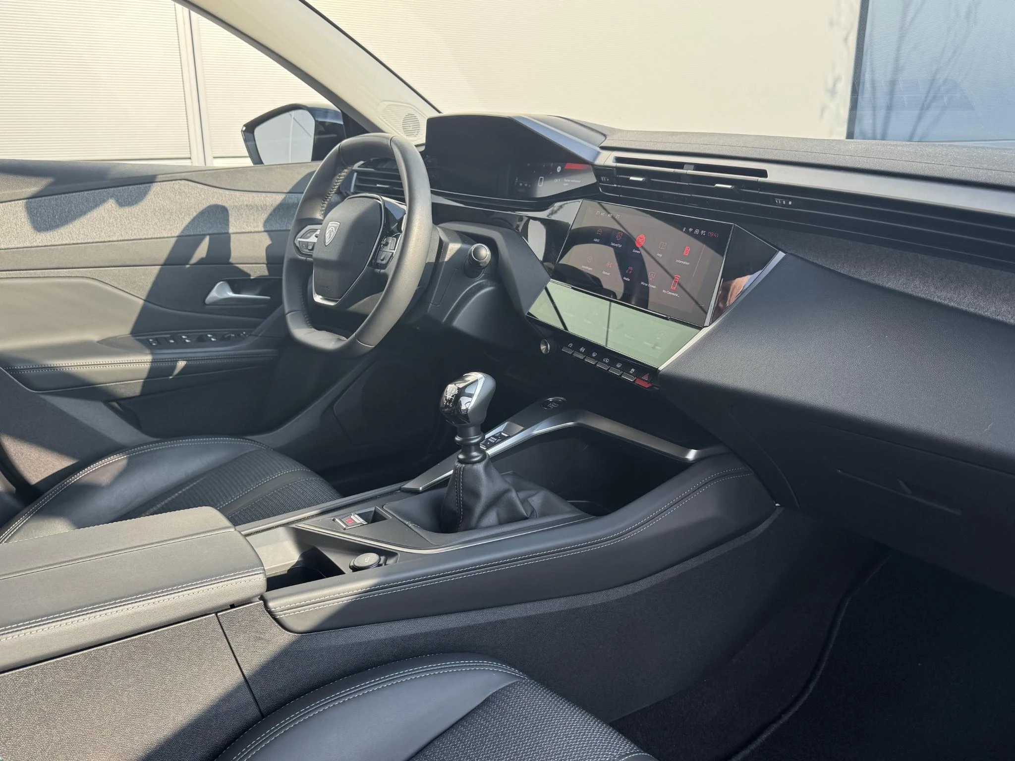 Peugeot-308-image-29