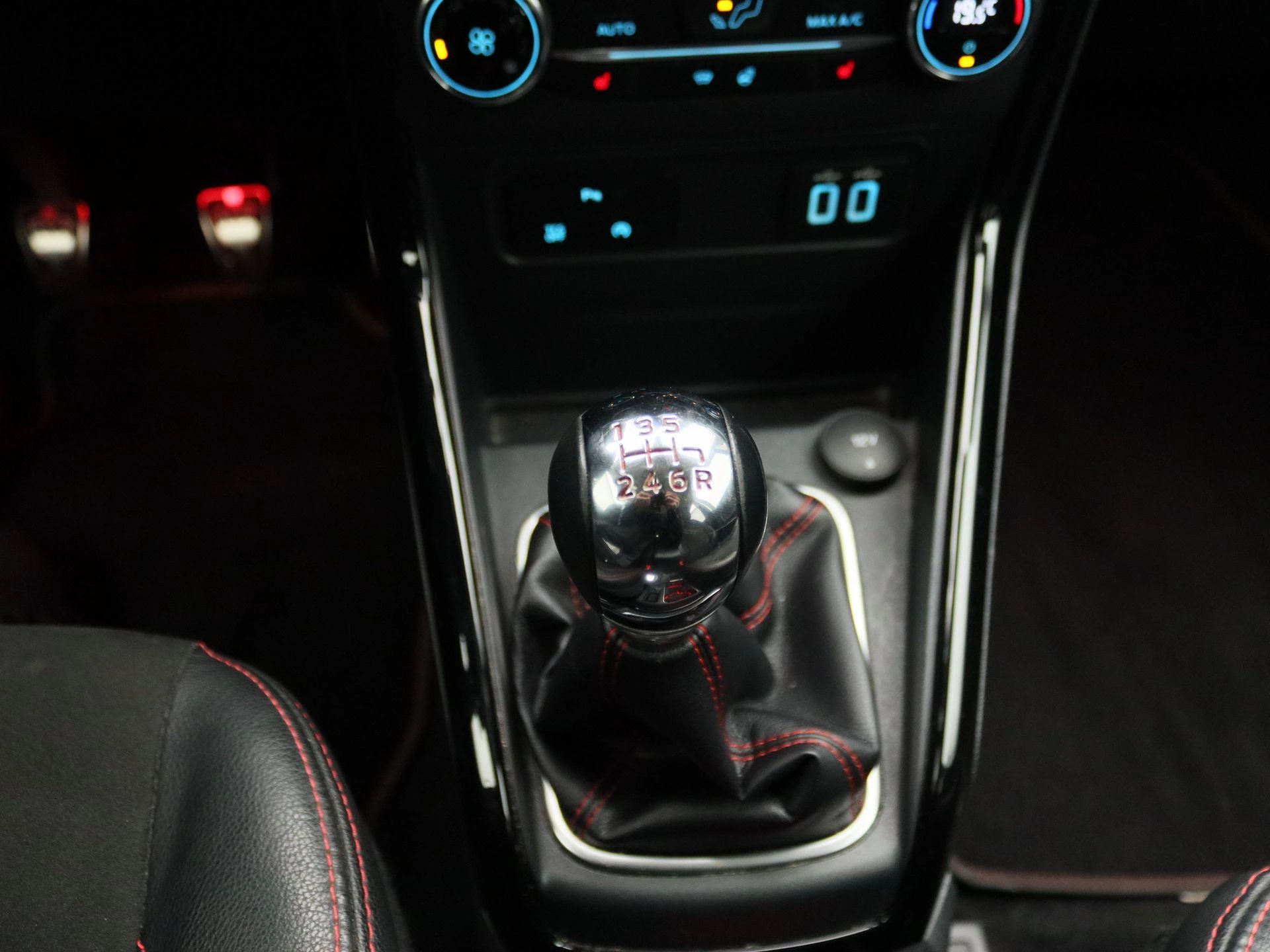 Ford-EcoSport-image-11