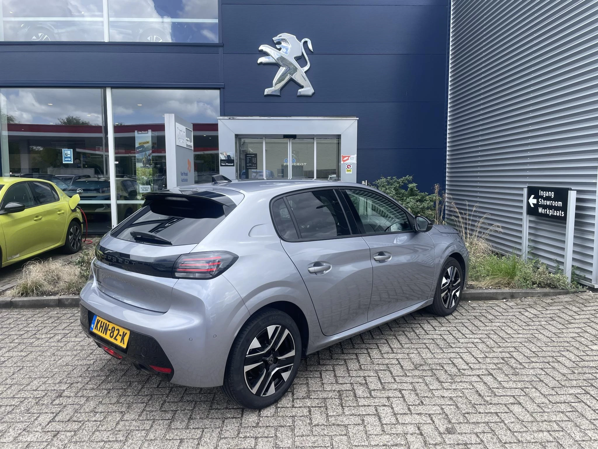 Peugeot 208 1.2 PureTech 100 Allure