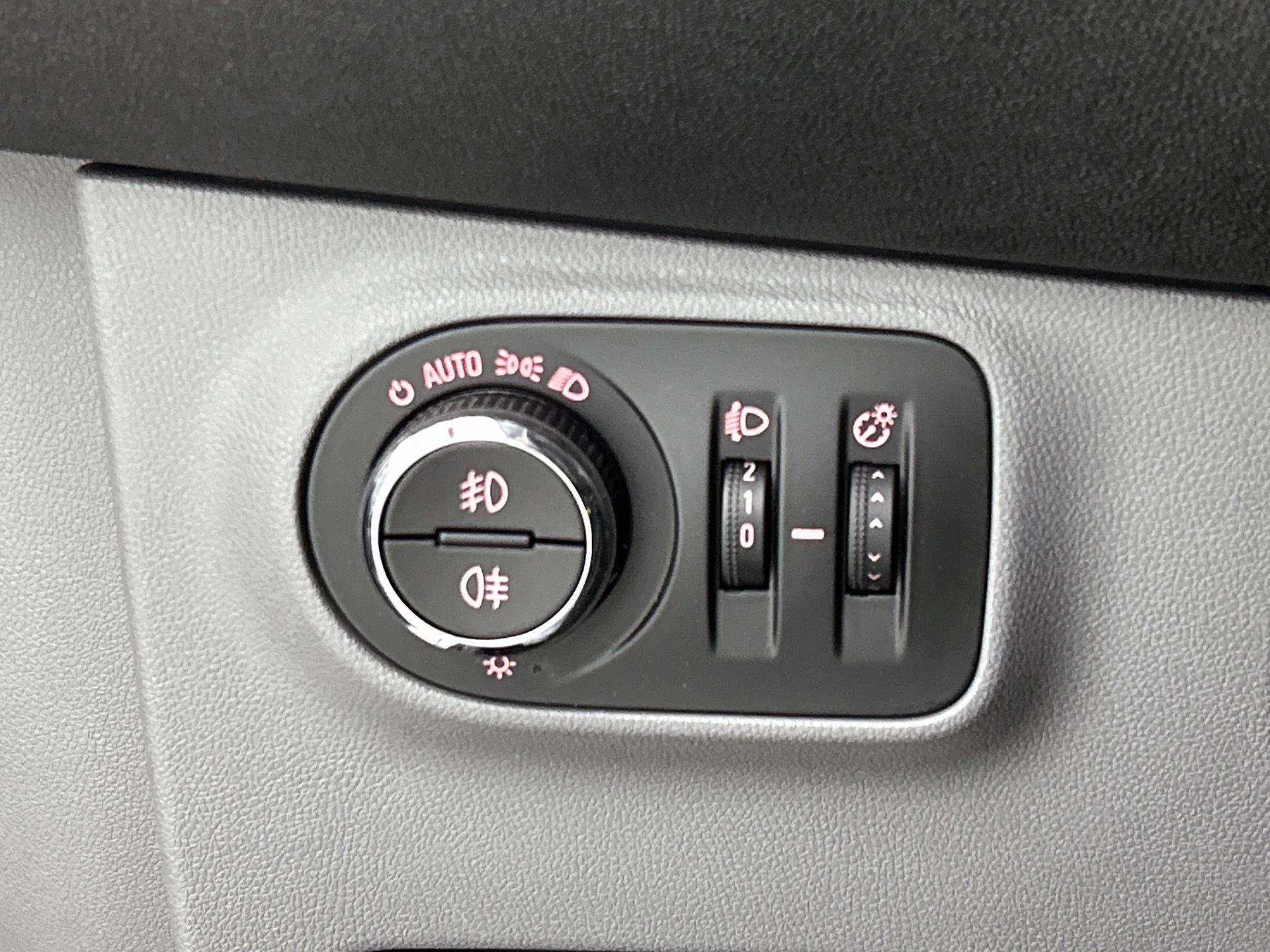 Opel-Corsa-image-19