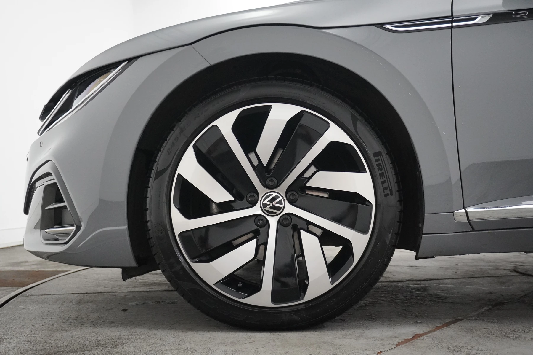 Volkswagen-Arteon-image-4