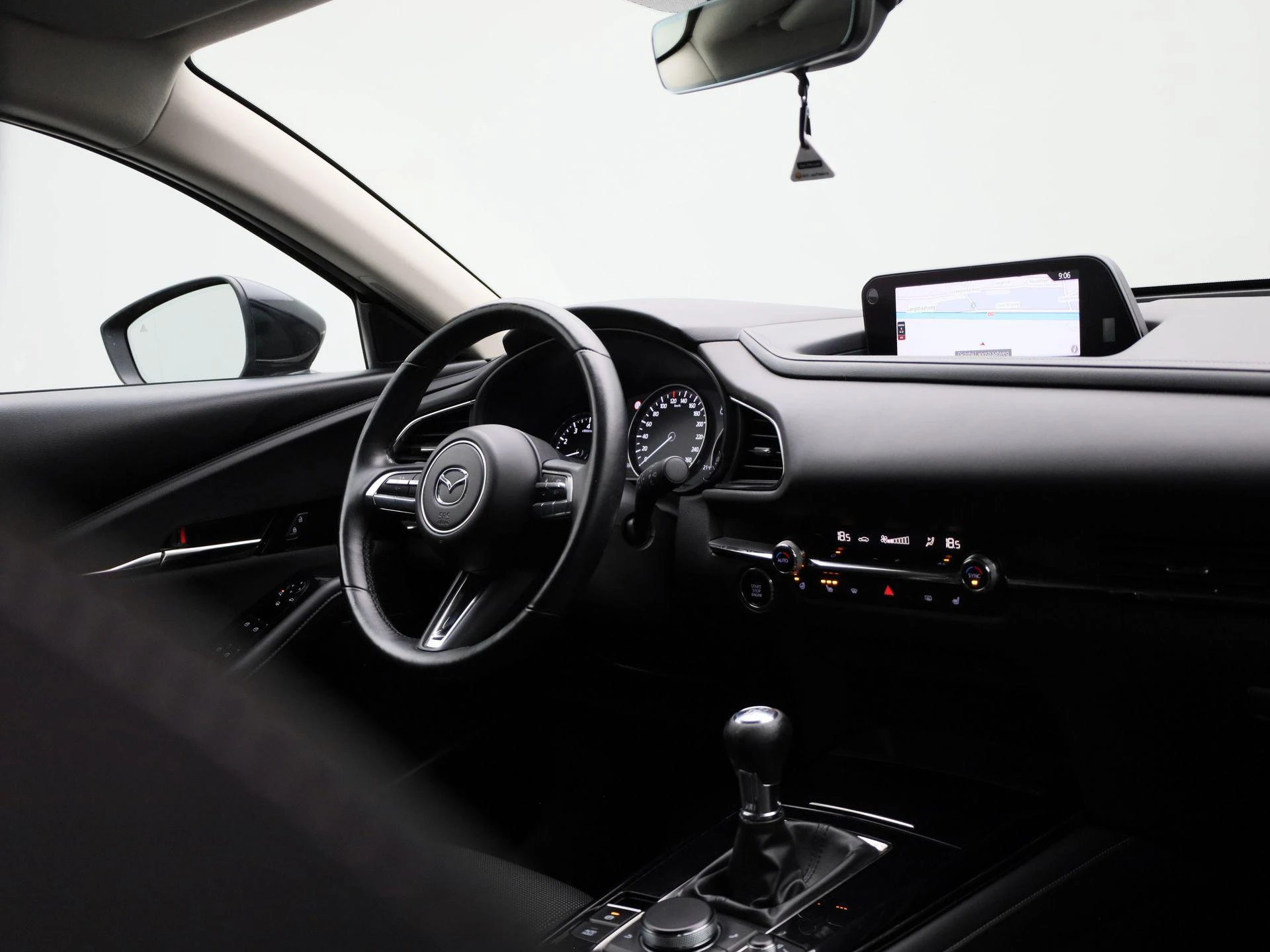 Mazda-CX-30-image-34