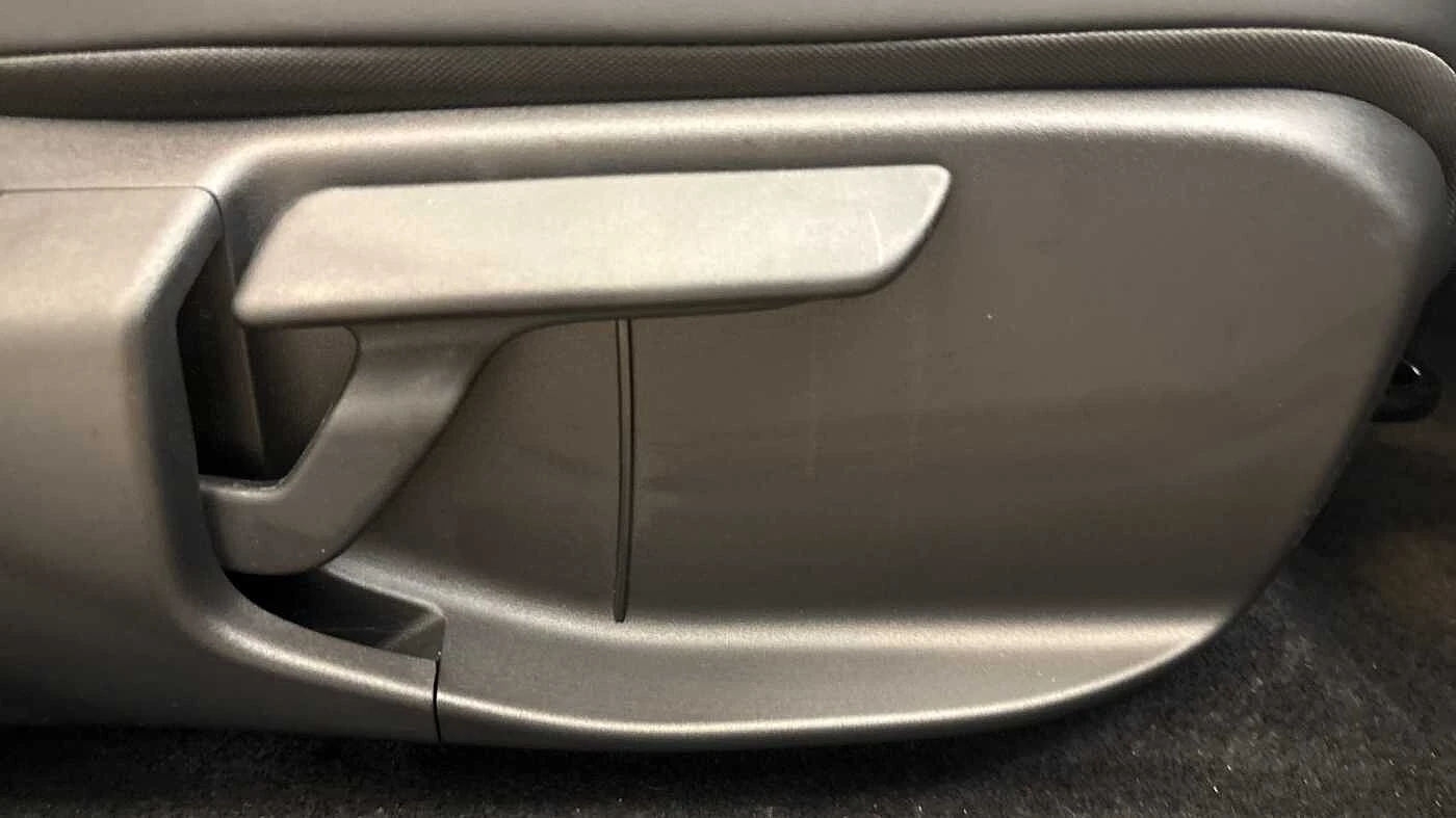 Volvo-EX30-image-21