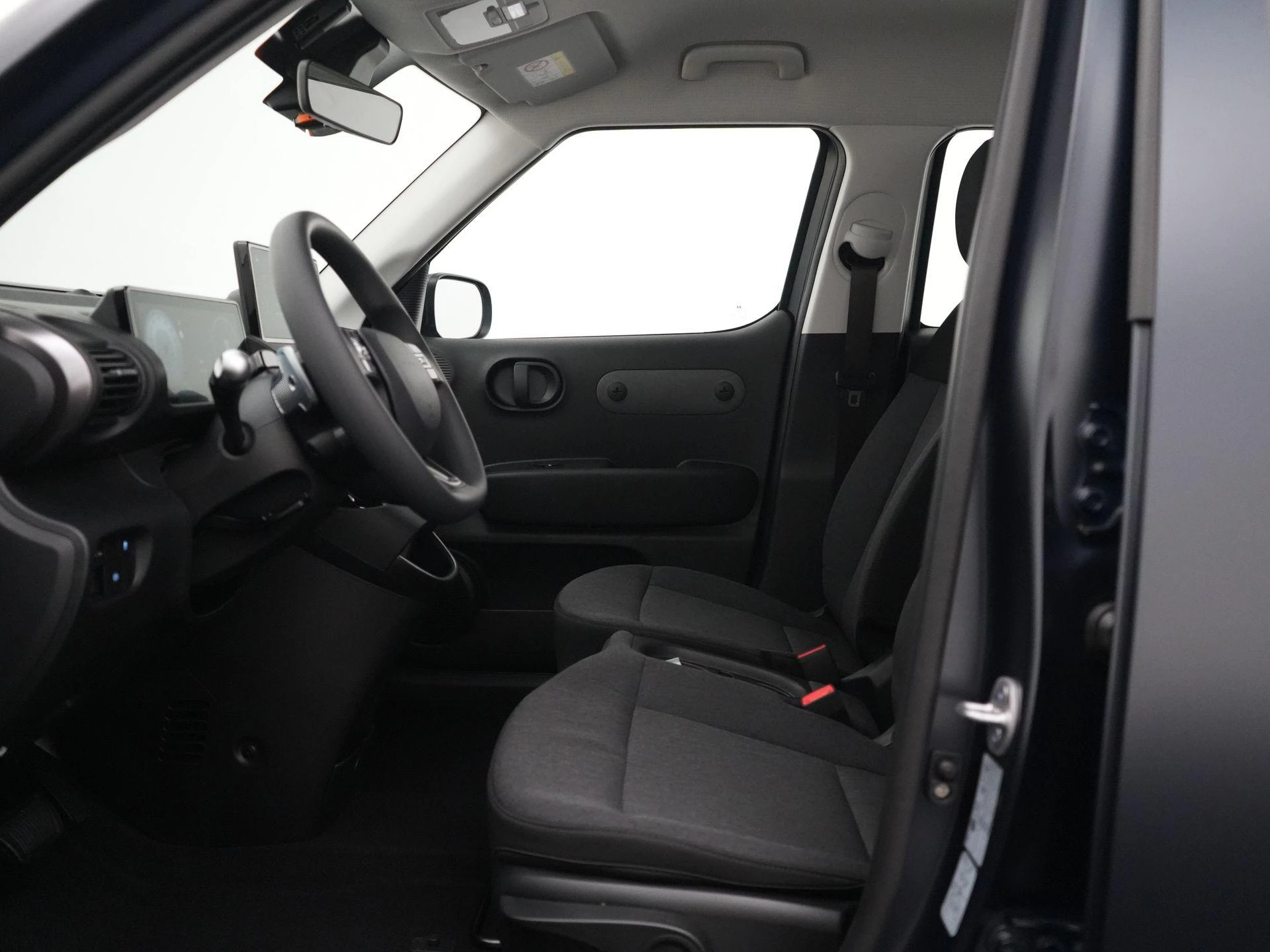 Hyundai-Inster-image-31
