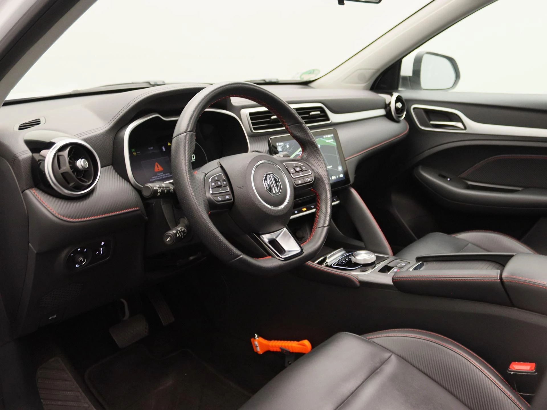MG-ZS EV-image-19