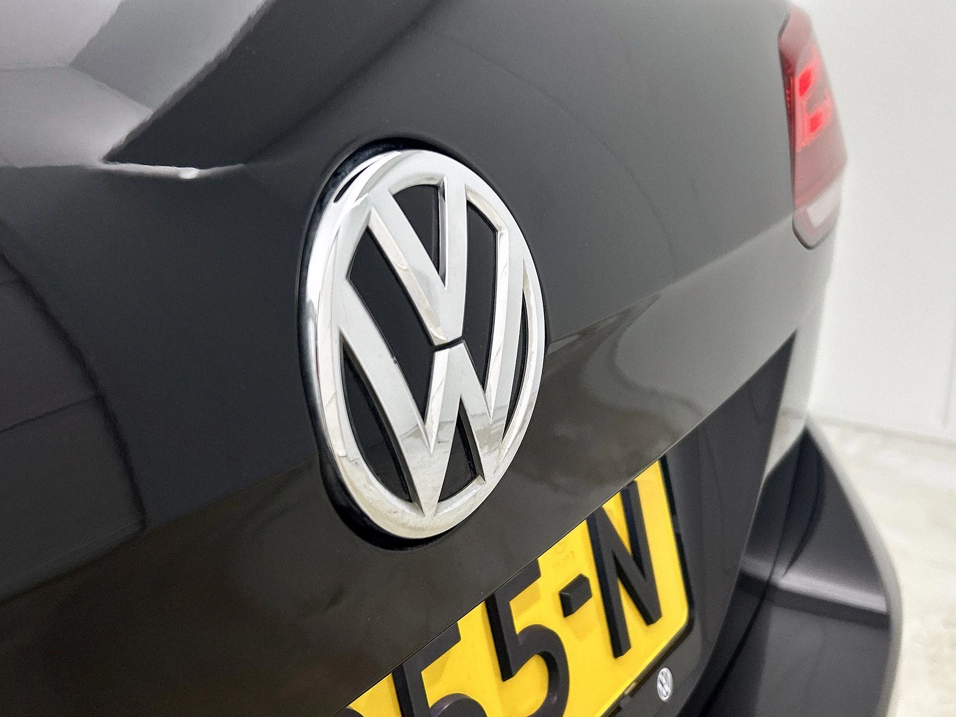 Volkswagen-Golf-image-13