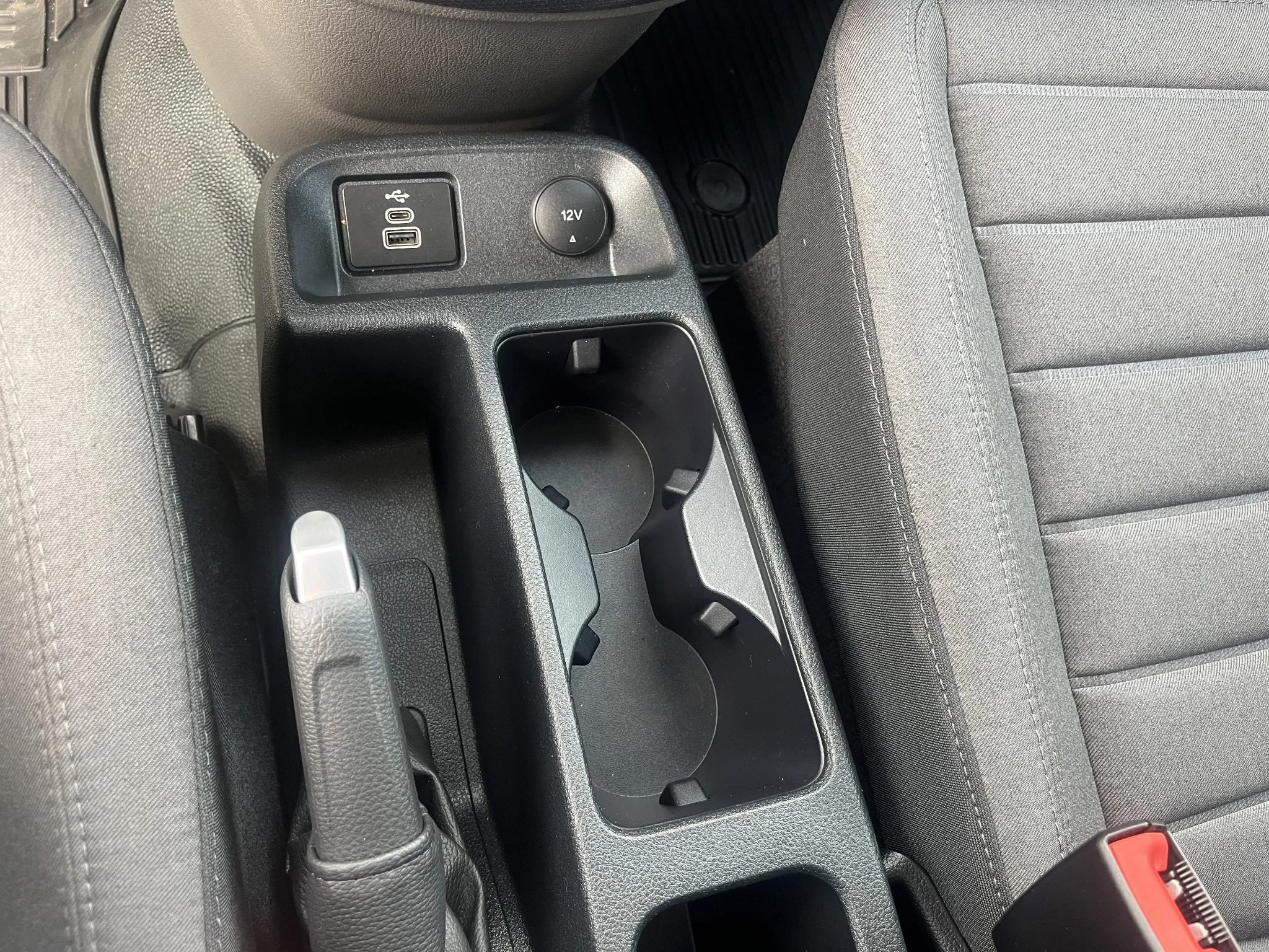 Ford-Transit Connect-image-19