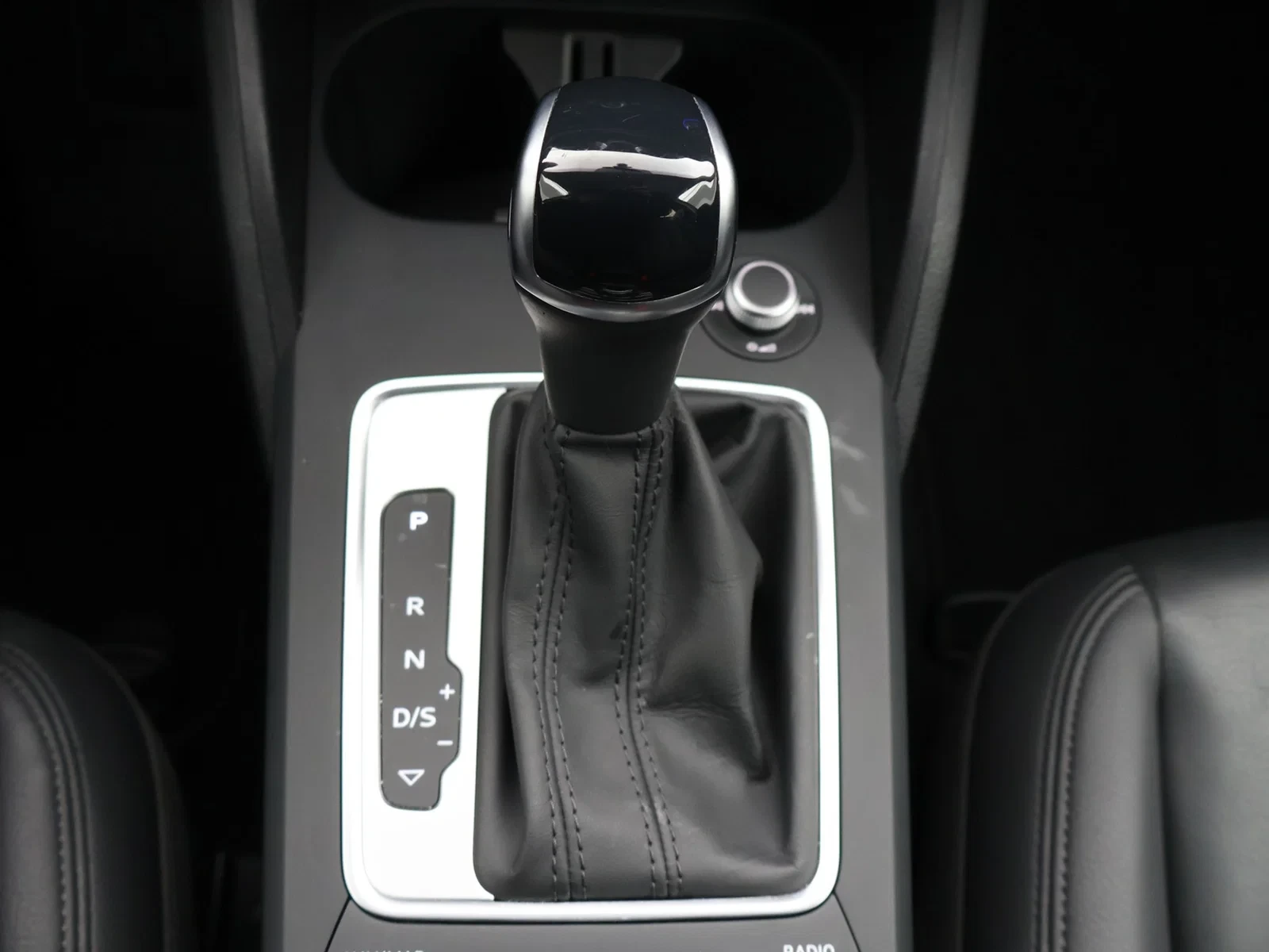 Audi Q2 Audi Q2 Business Edition Advanced 35TFSI 150PK *AUTOMAAT*LEDER*NAVI*CAMERA*PDC*ACC*VIRTUAL COCKPIT*.