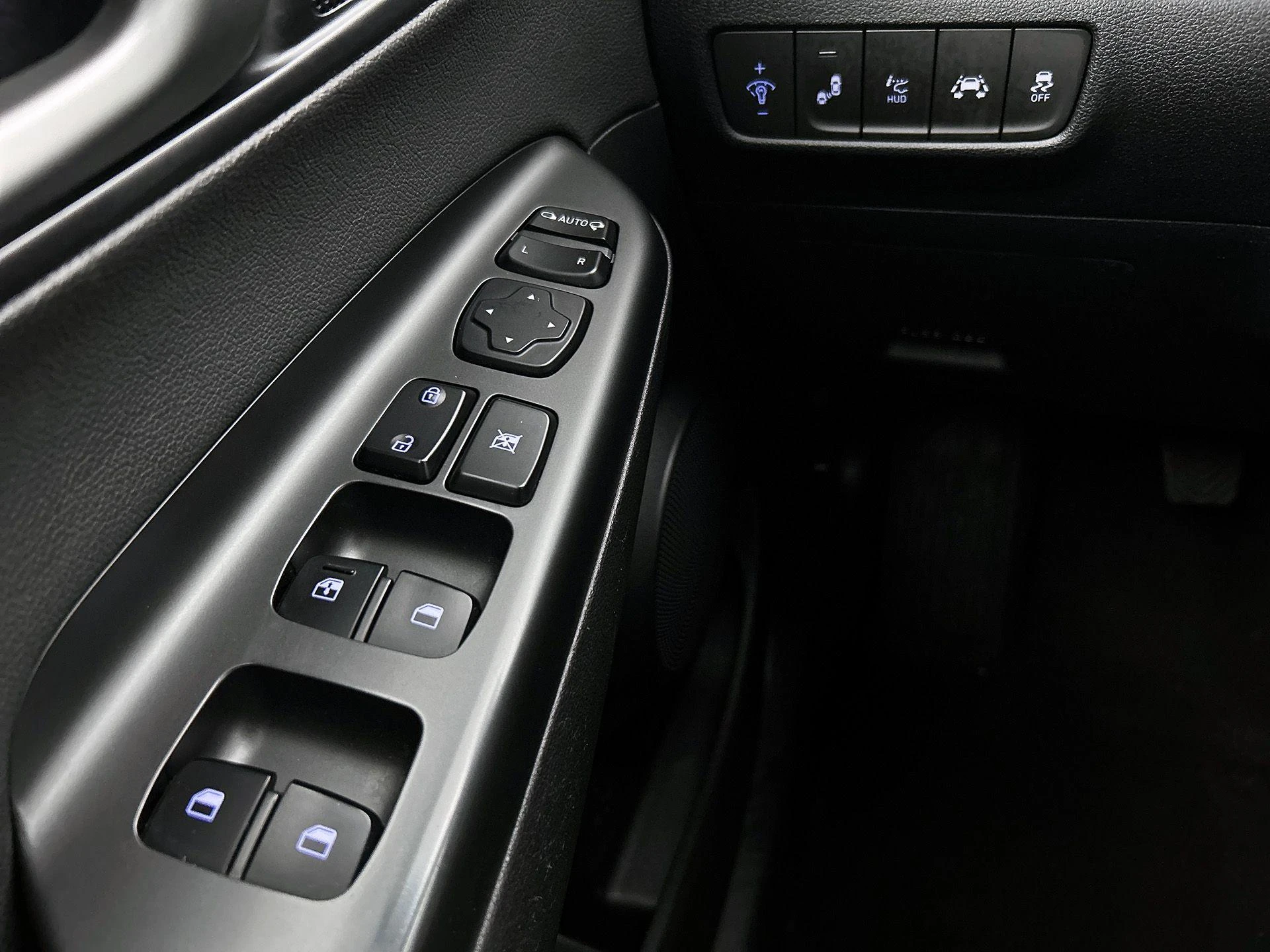 Hyundai-Kona-image-34