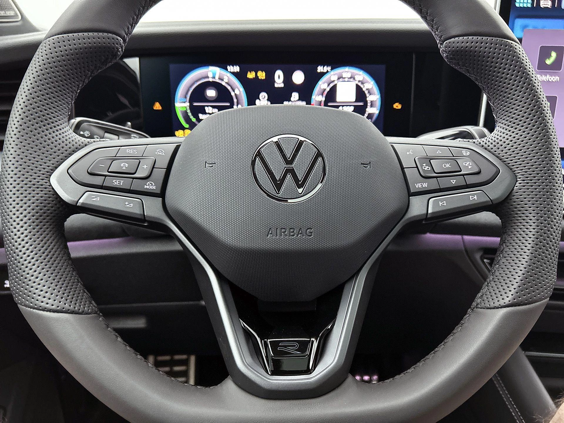 Volkswagen Tayron 1.5 eHybrid R-Line Edition
