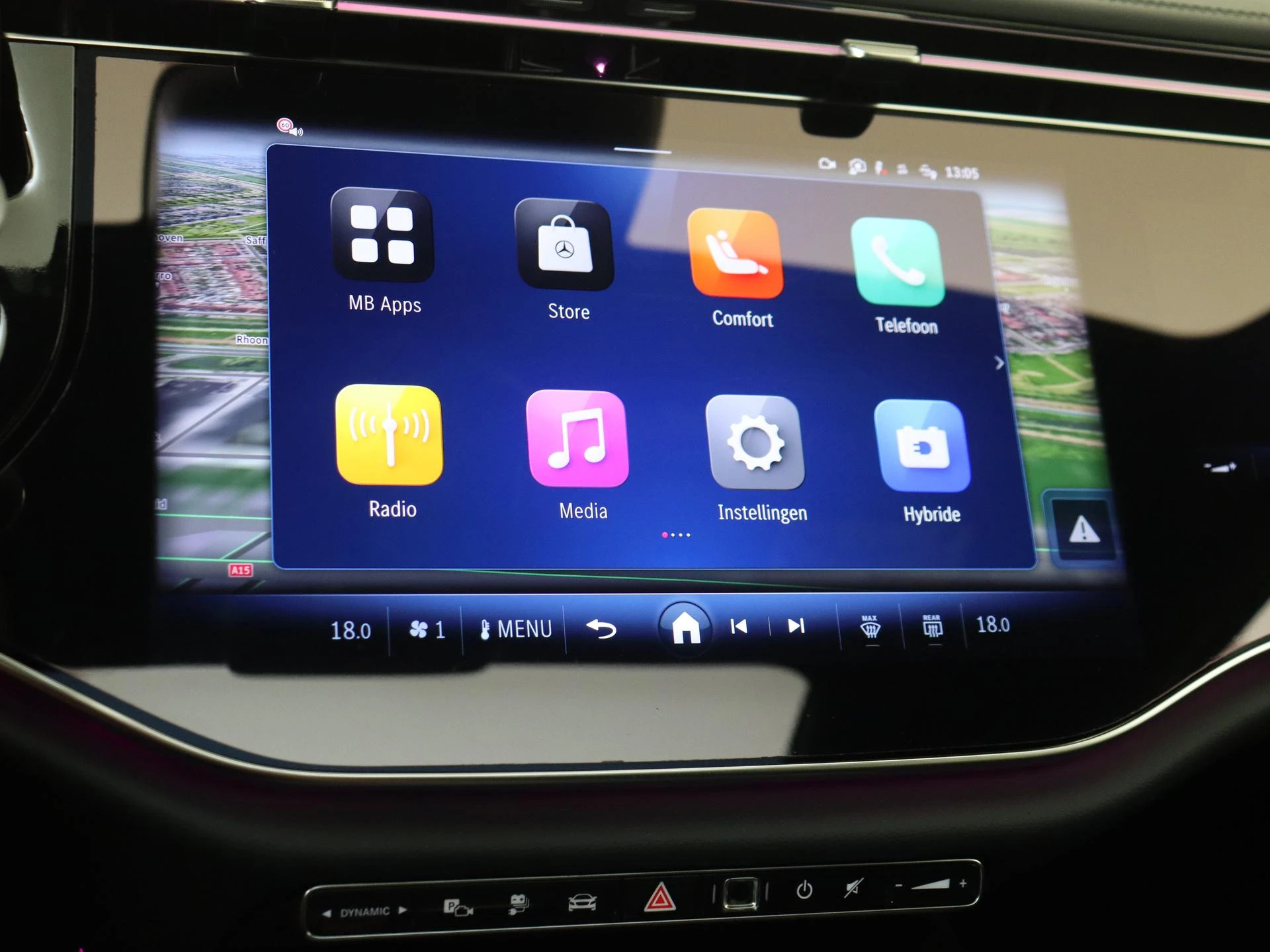 Mercedes-Benz-E-Klasse-image-16