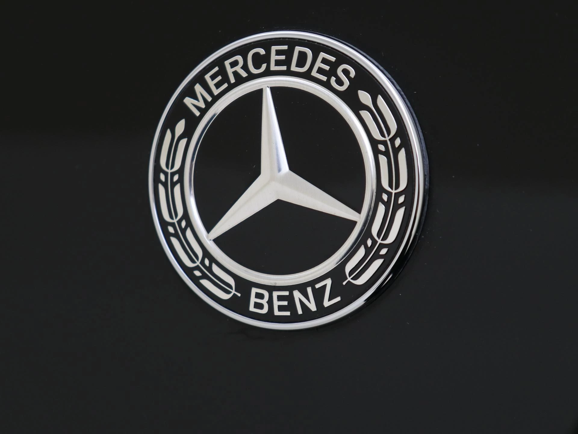 Mercedes-Benz-E-Klasse-image-26