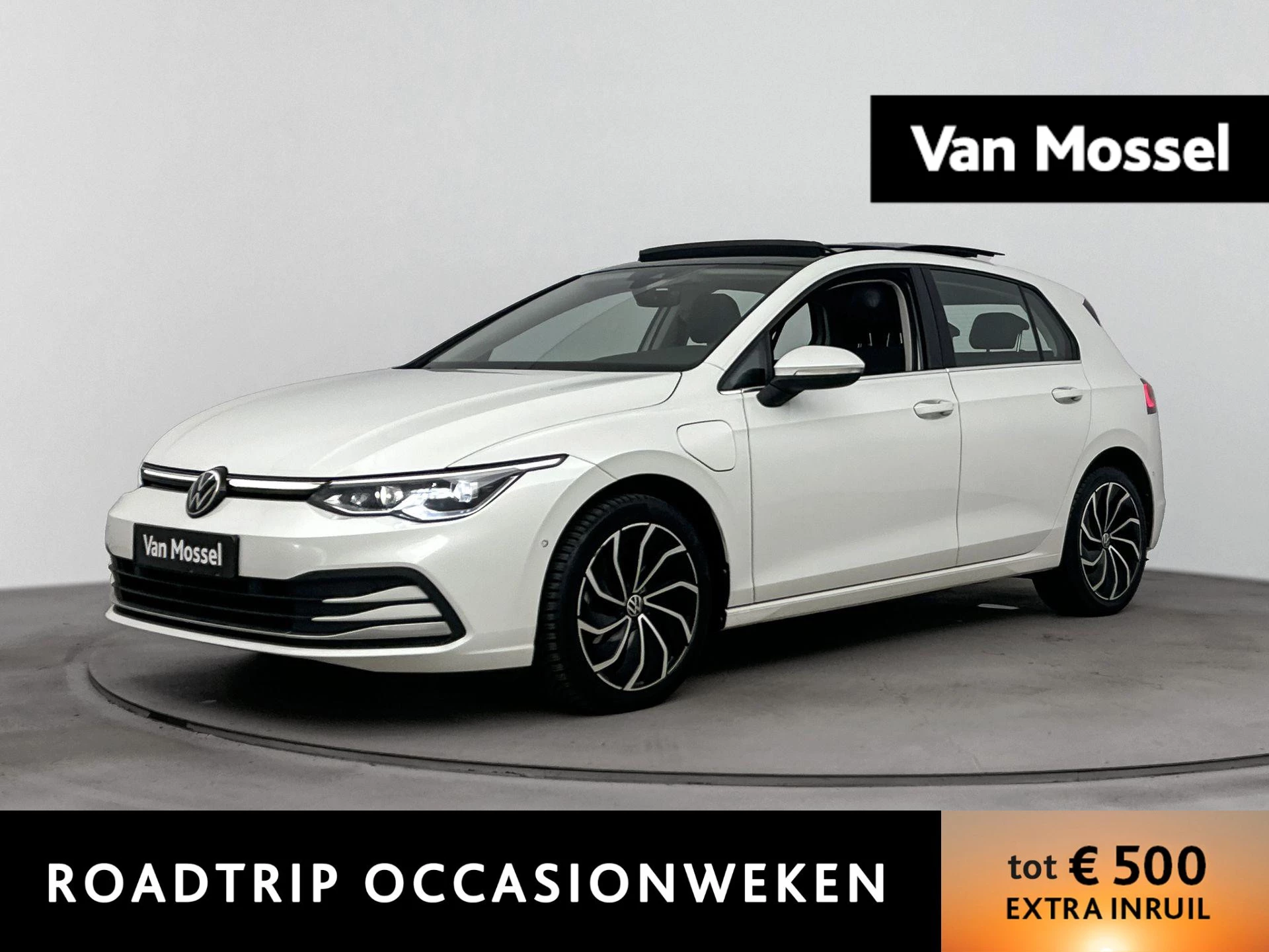 Volkswagen-Golf-image-0