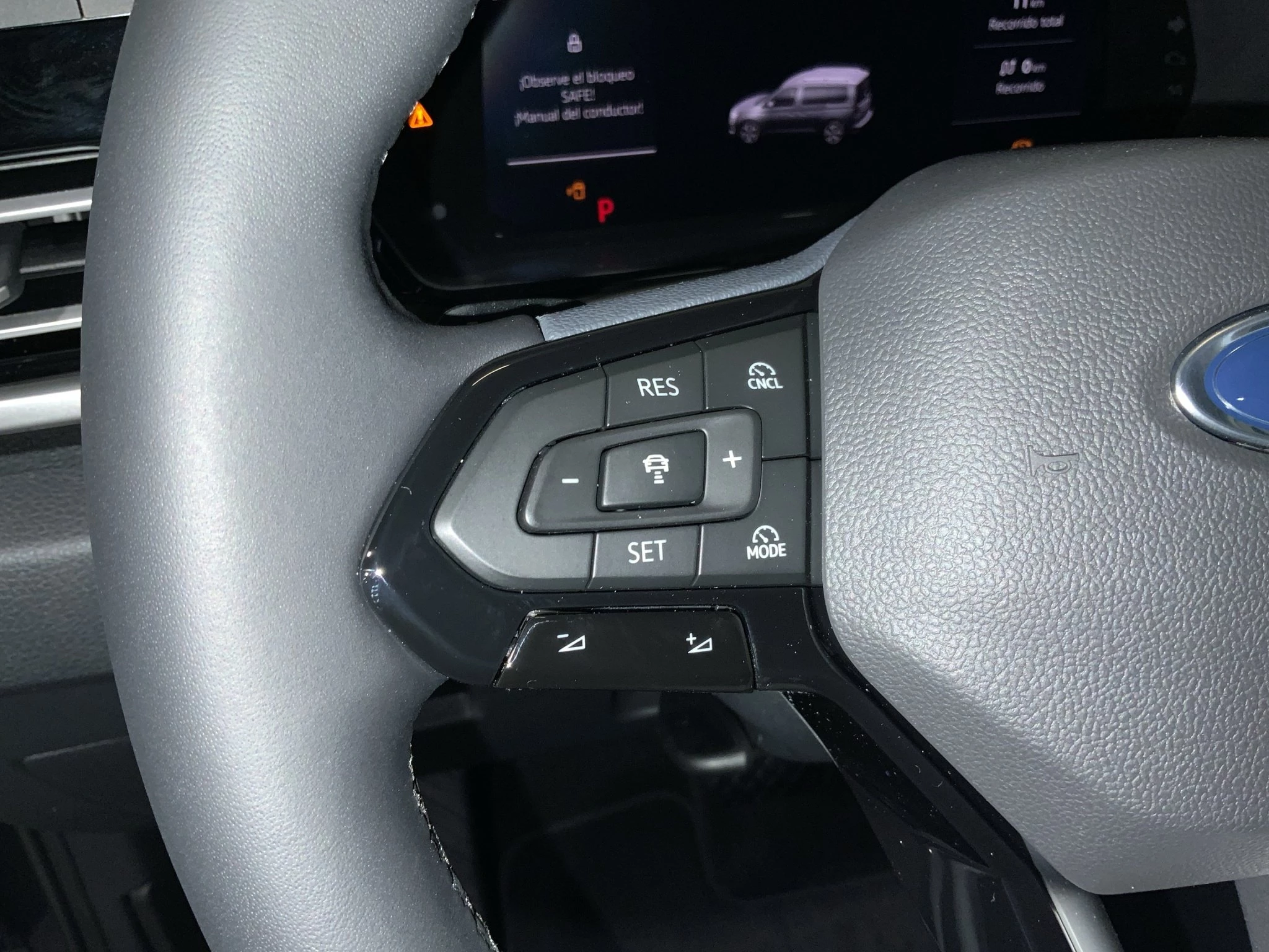 Ford Tourneo Connect Grand Active L2 1.5 l EcoBoost PHEV 110 kW