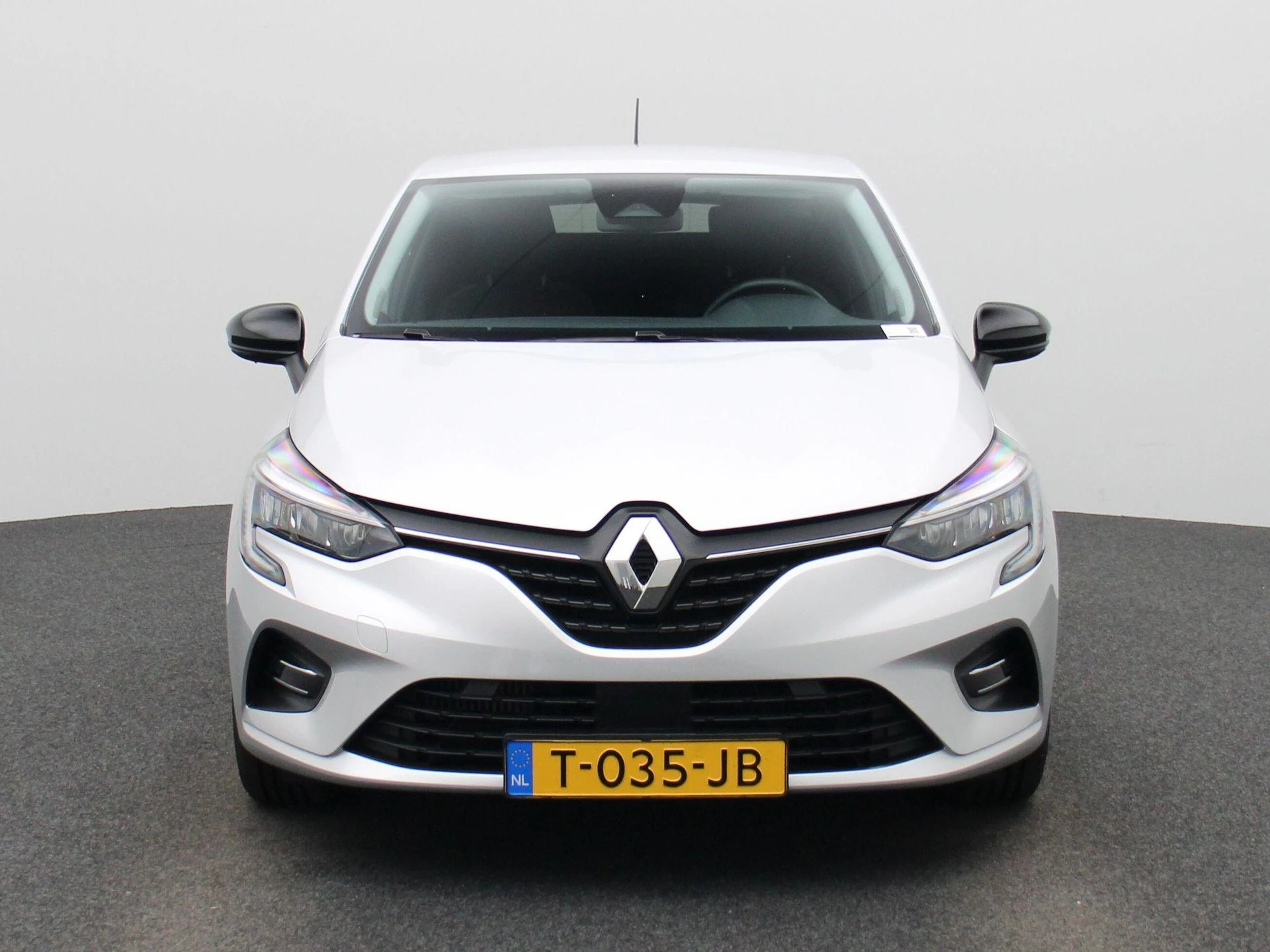 Renault-Clio-image-2
