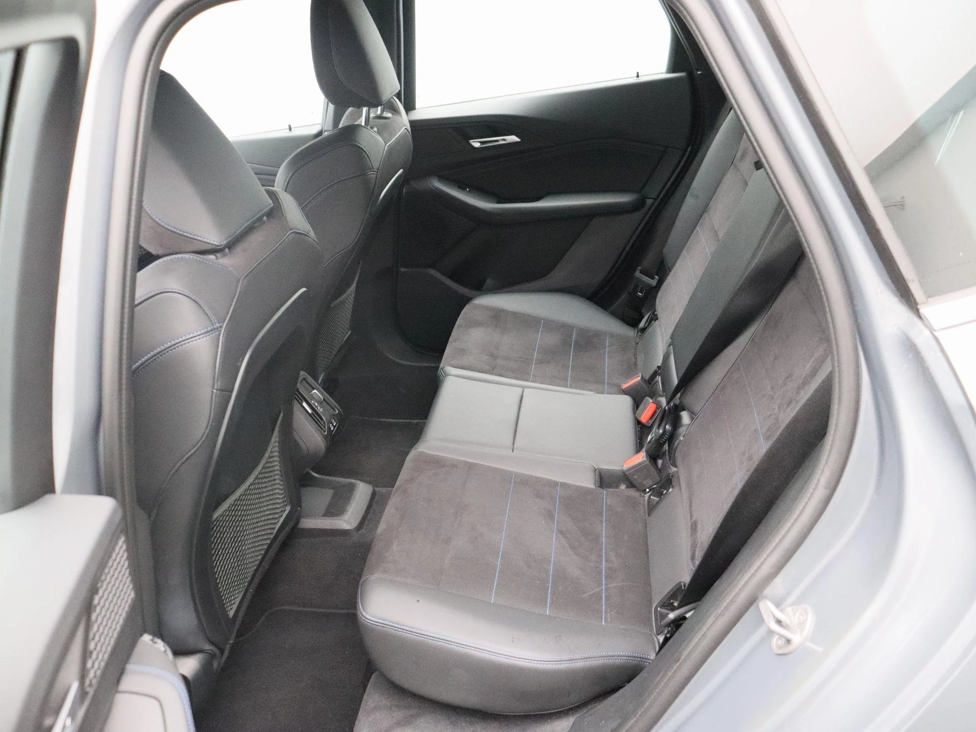 BMW 2 Reeks 218I ACTIVE TOURER M-SPORT | NAVI | PDC | LED
