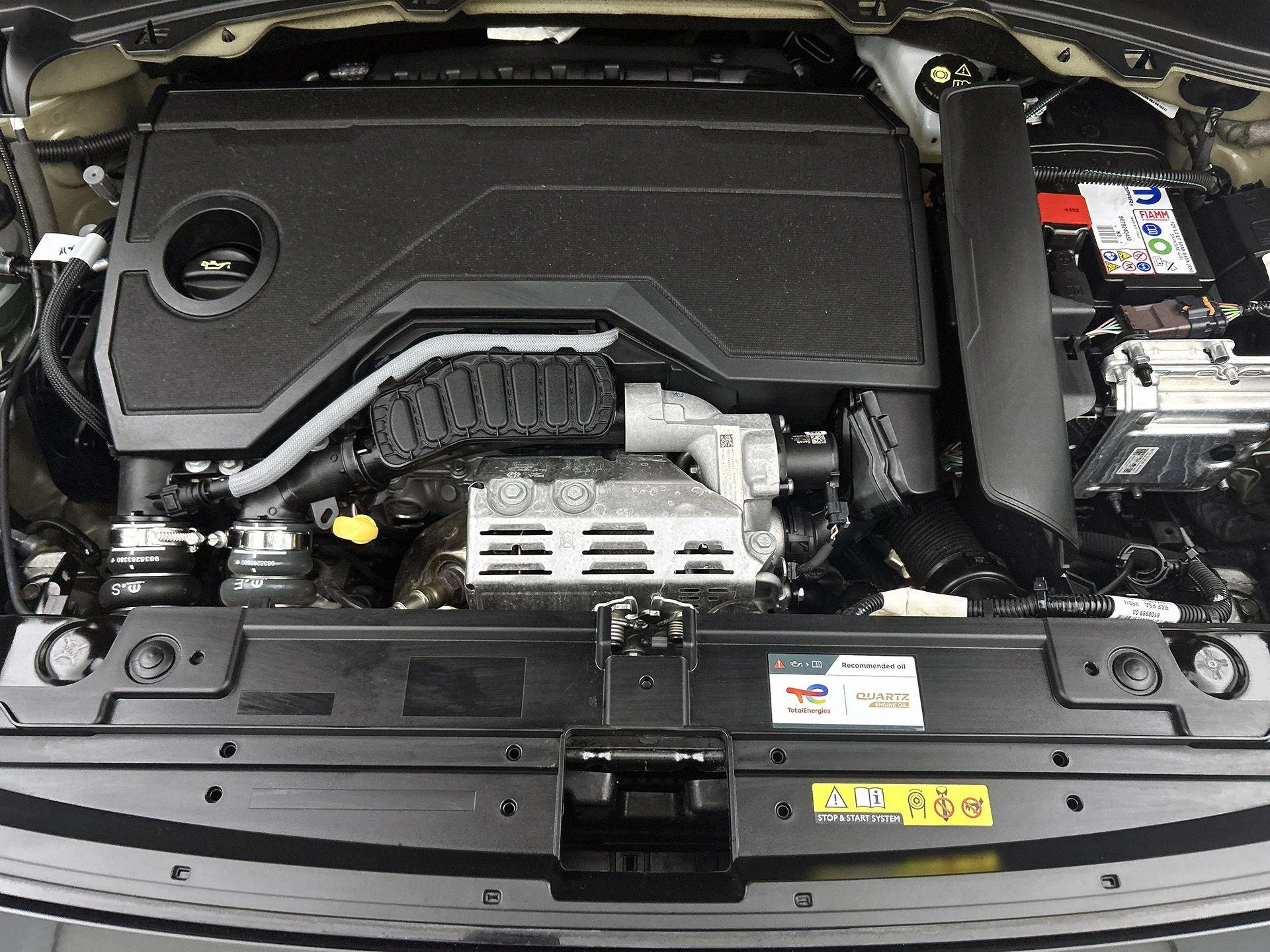Opel-Frontera-image-27
