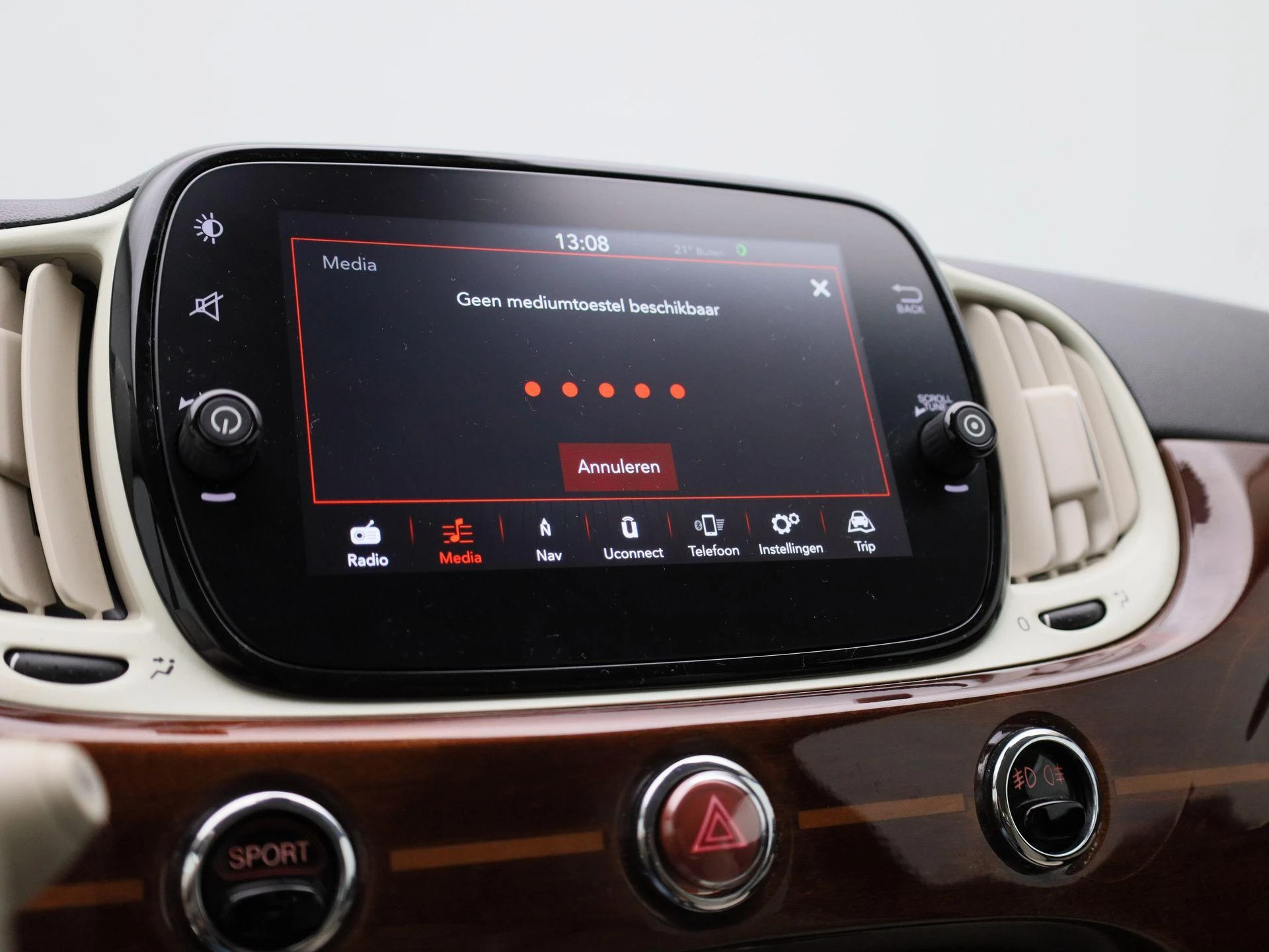 Fiat-500C-image-17