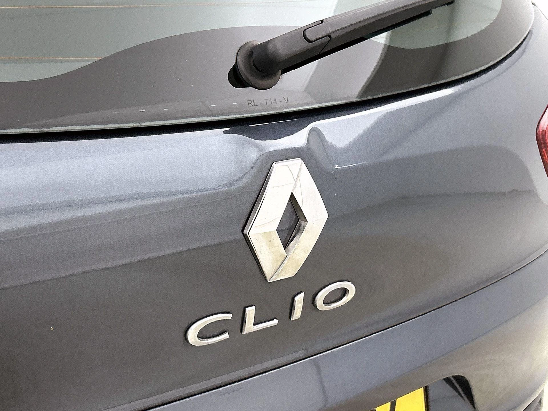 Renault-Clio-image-12