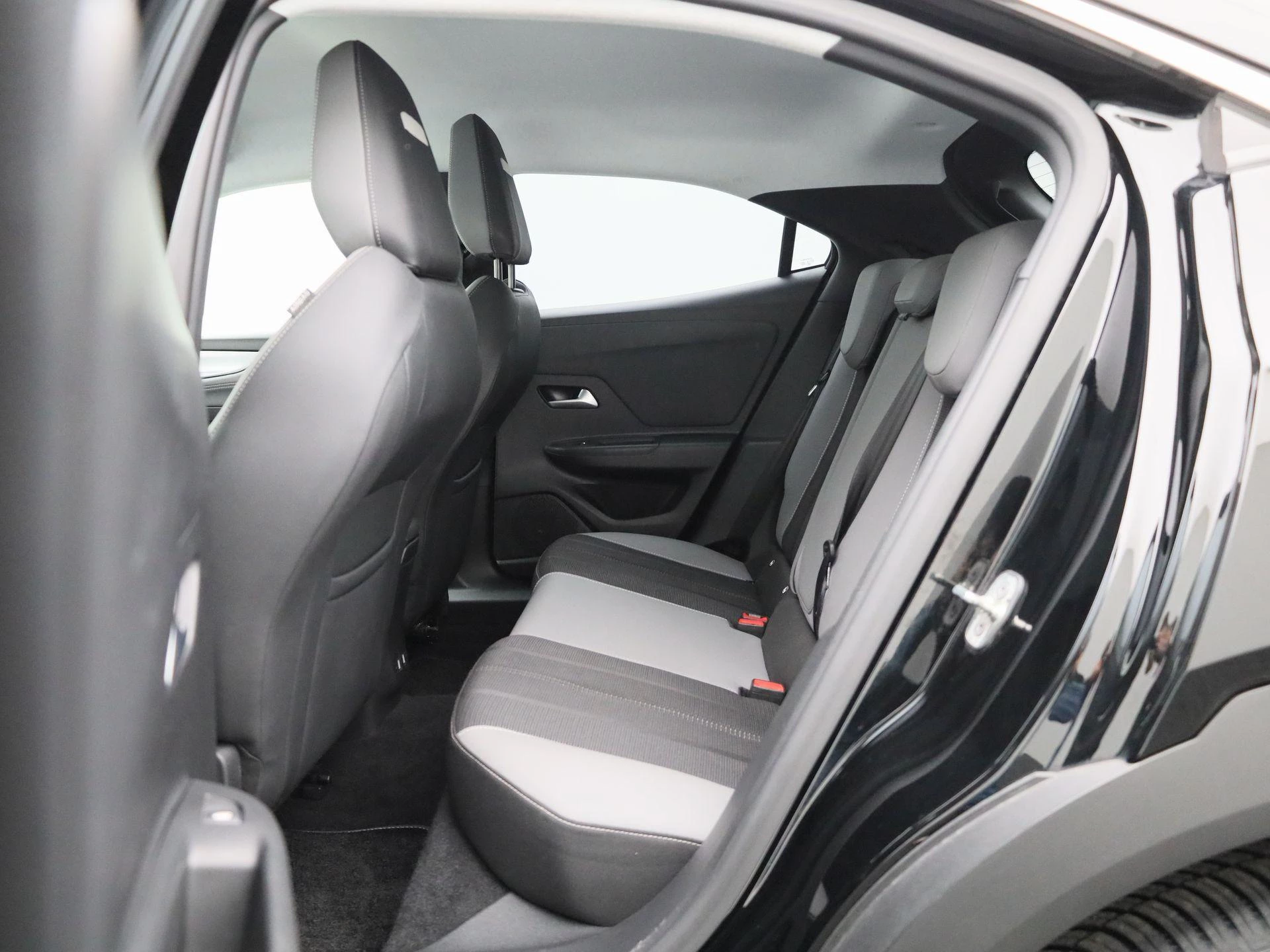 Opel Mokka-e BEV 50kWh e-Elegance