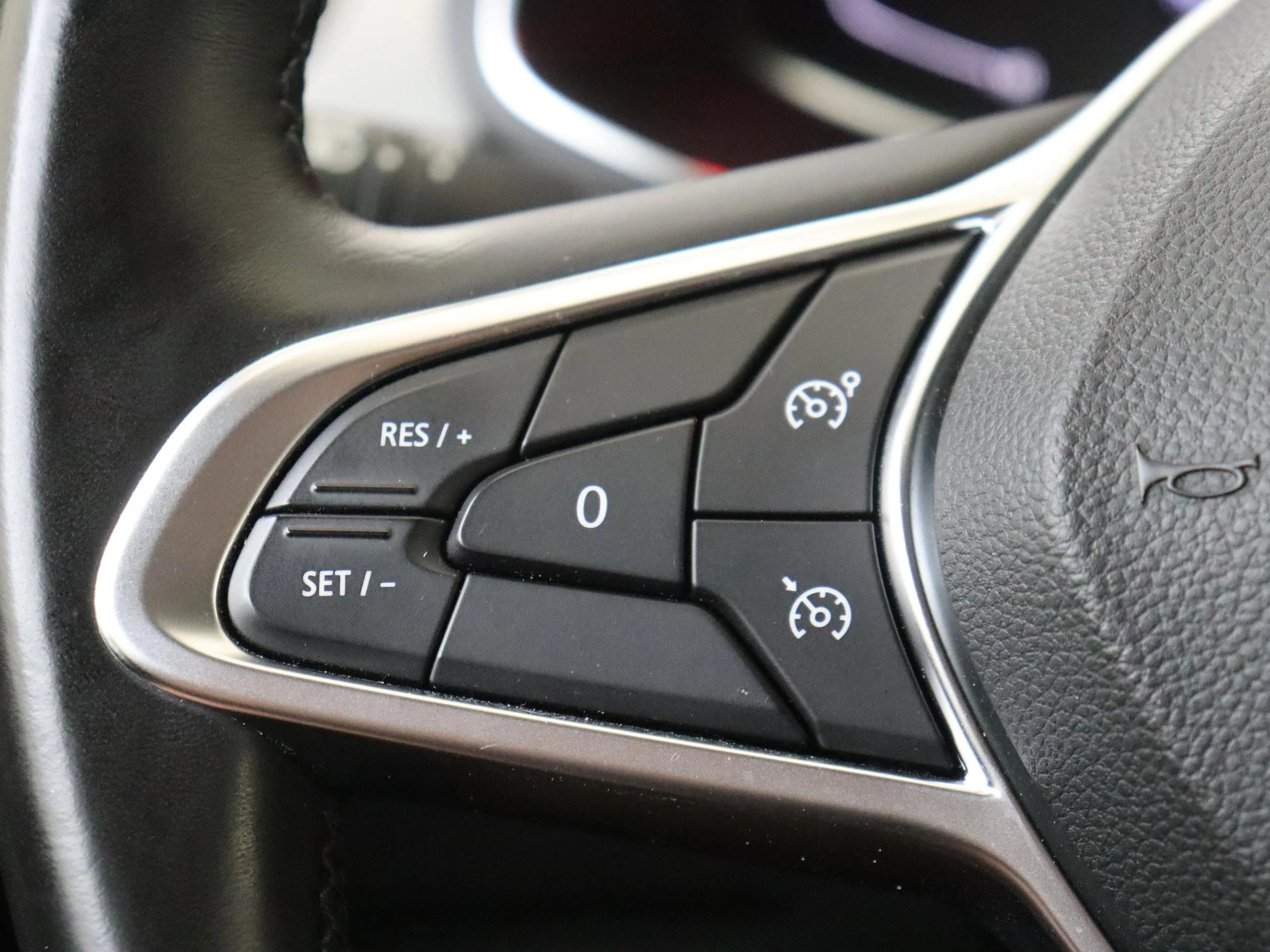 Renault-Captur-image-11