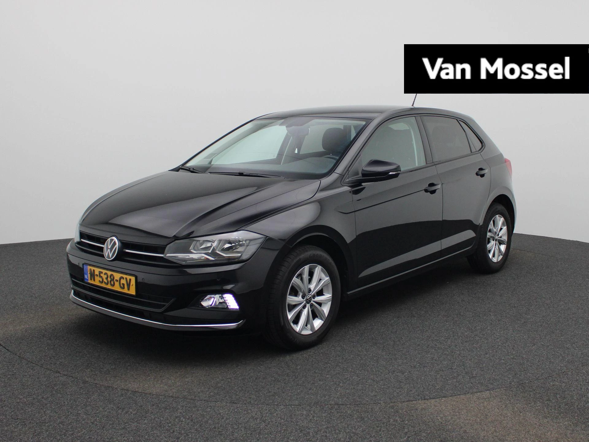 Volkswagen-Polo-image-0